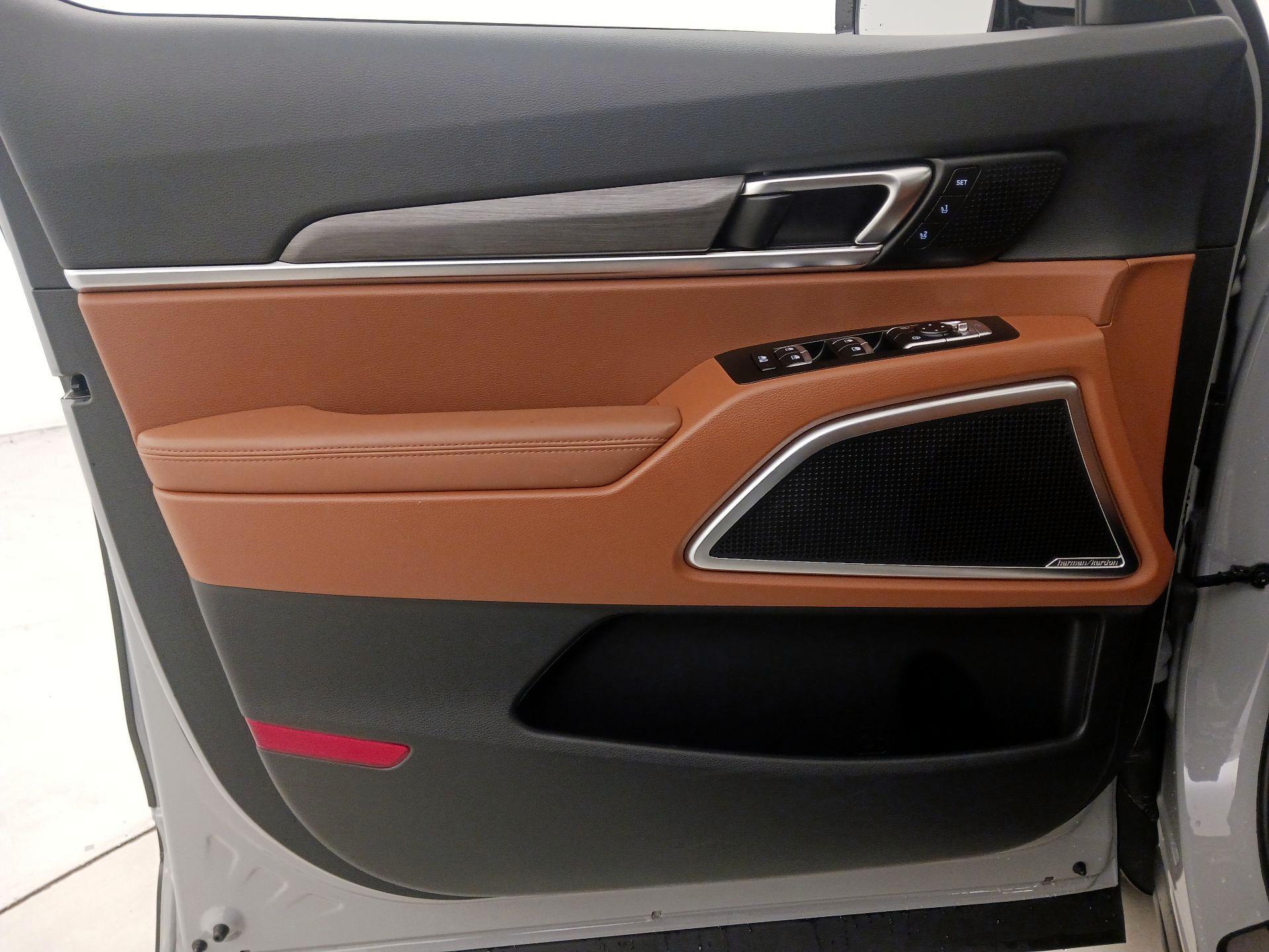 Thumbnail: 2024 Kia Telluride - 12