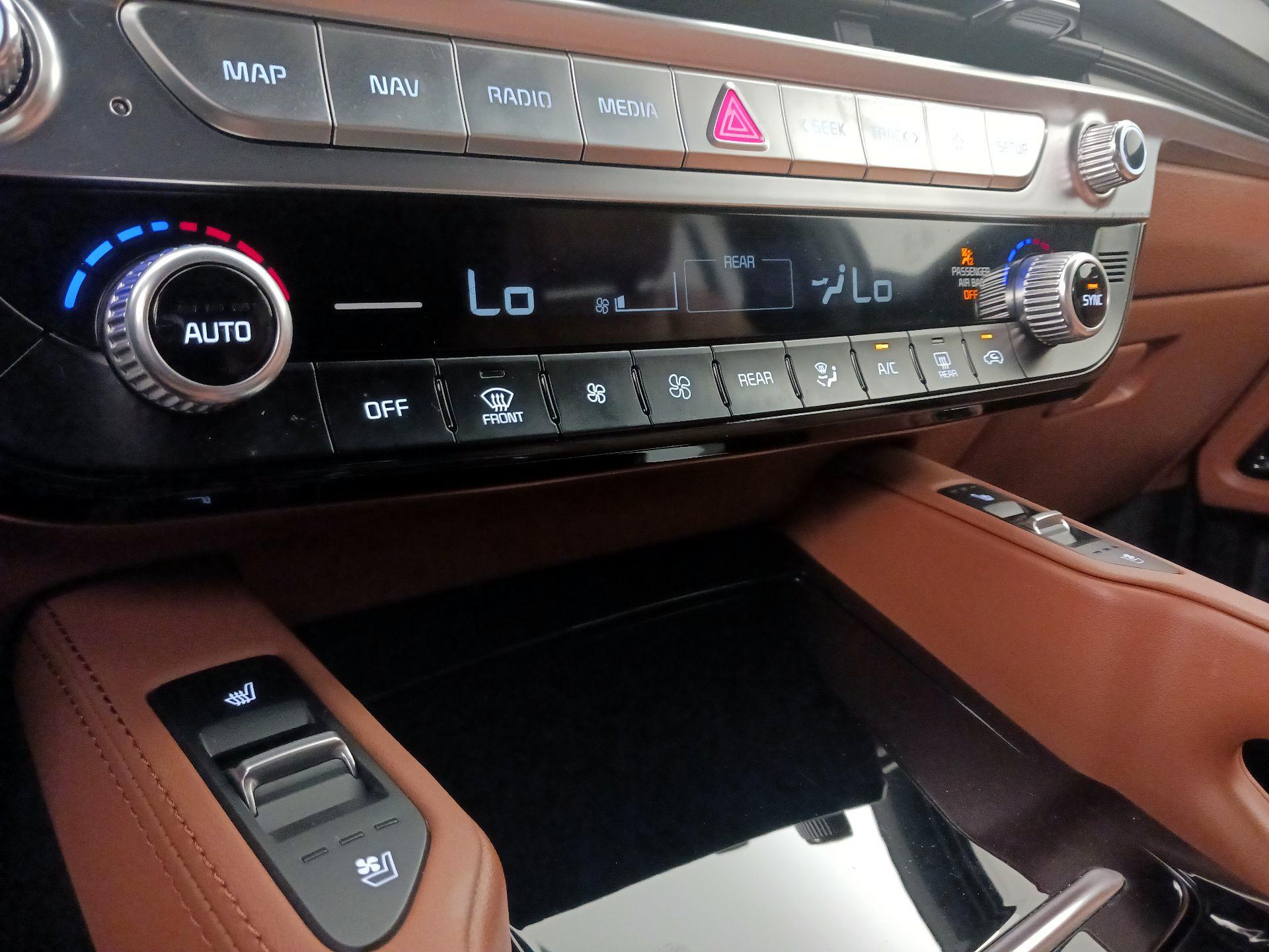 Thumbnail: 2024 Kia Telluride - 17