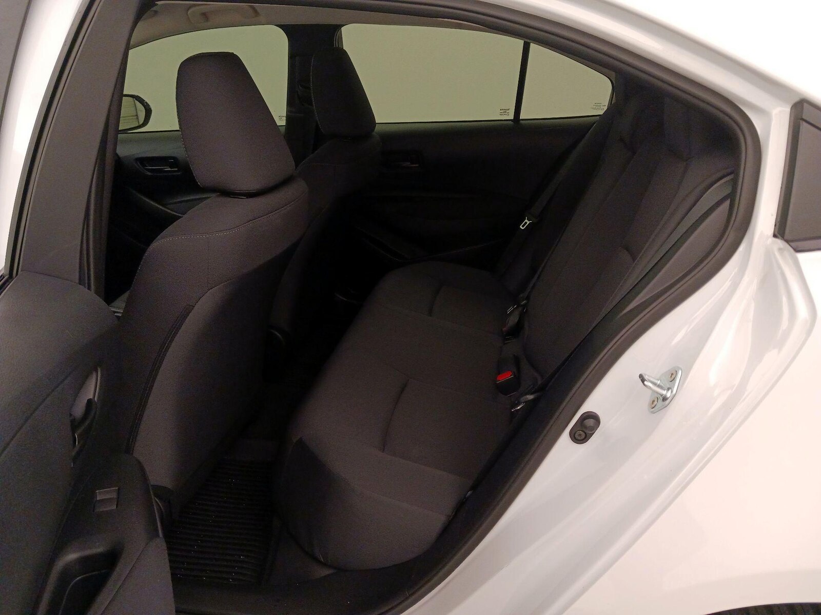 2026 Toyota Corolla LE - Photo 20