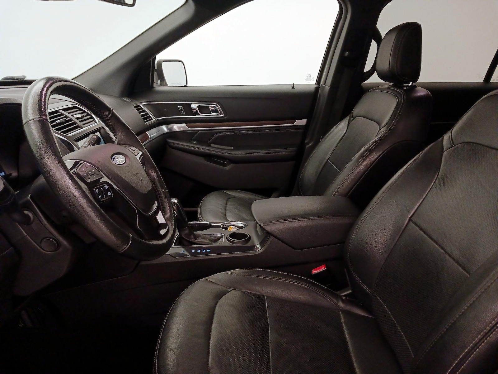 2018 Ford Explorer Limited - Photo 12