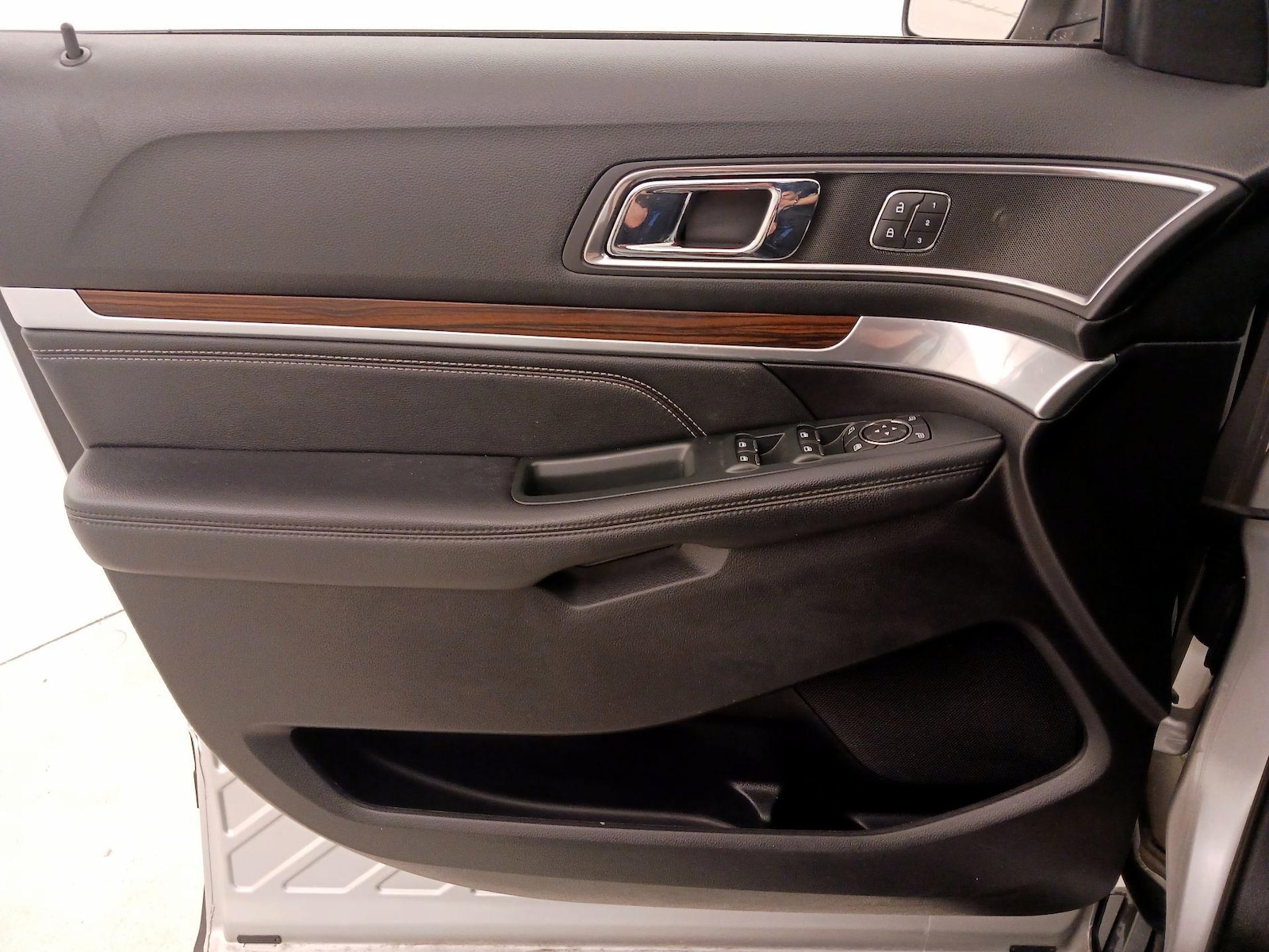 2018 Ford Explorer Limited - Photo 13