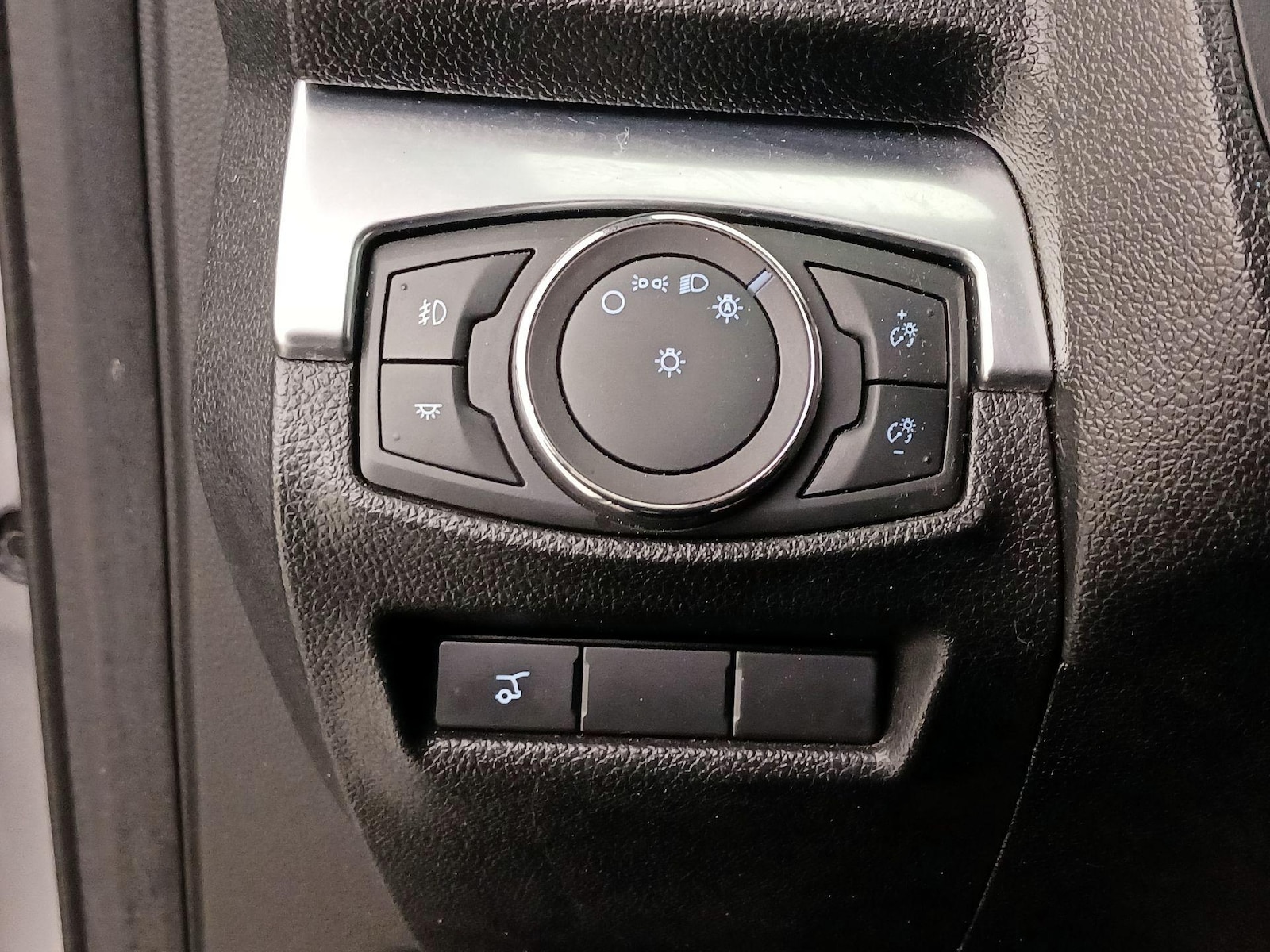 2018 Ford Explorer Limited - Photo 14