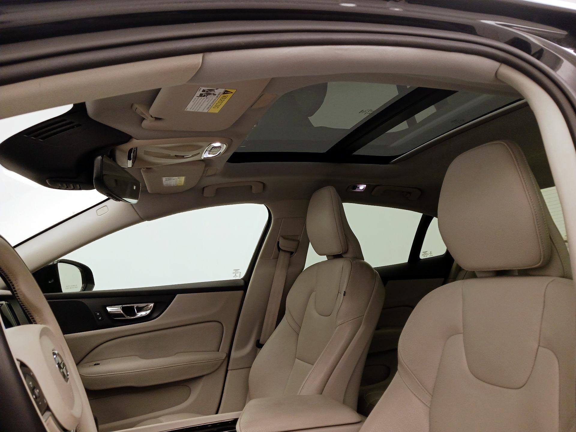 Thumbnail: 2020 Volvo S60 - 20