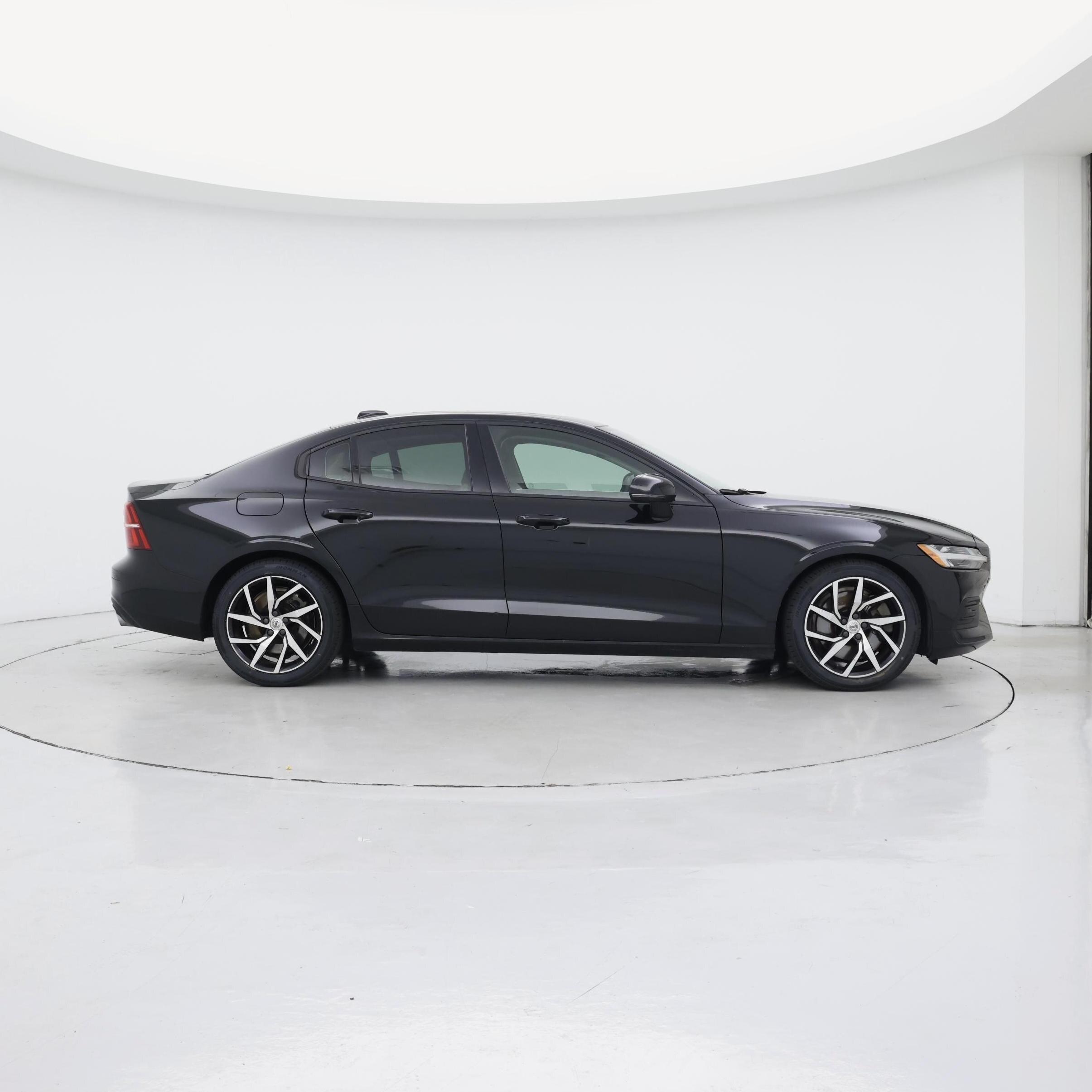 Thumbnail: 2020 Volvo S60 - 7