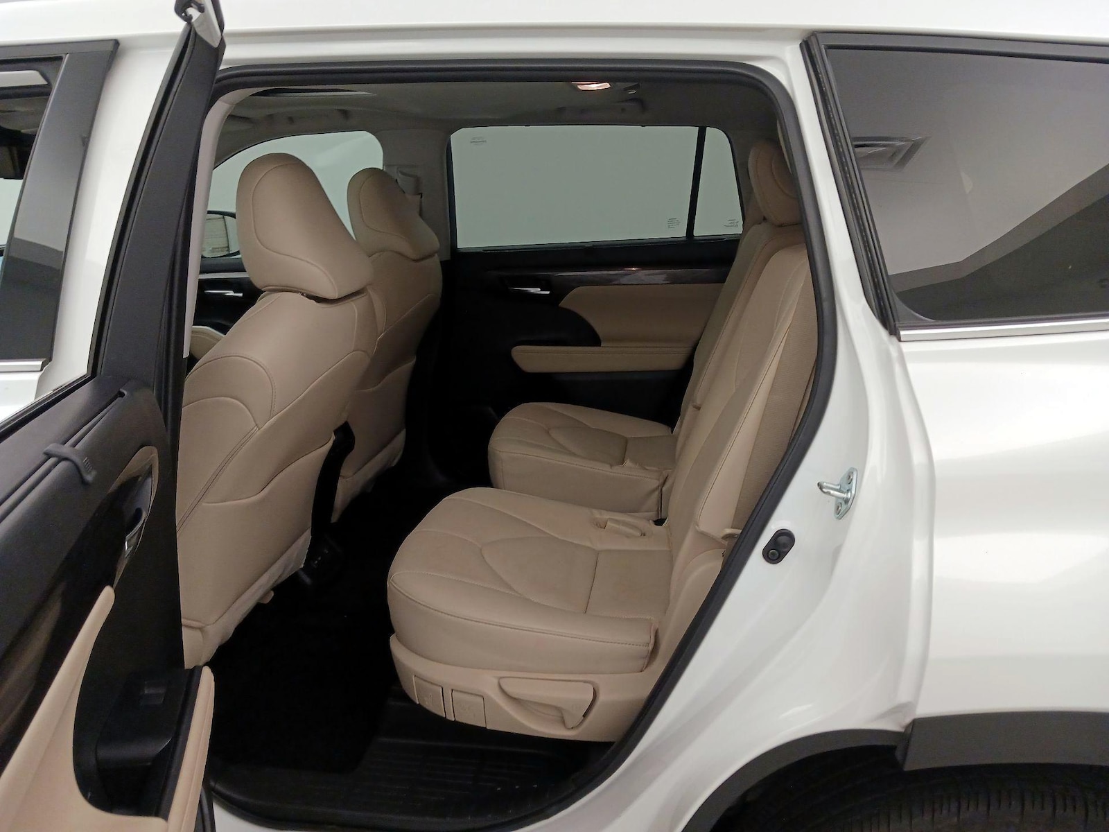 Rear Air Conditioning