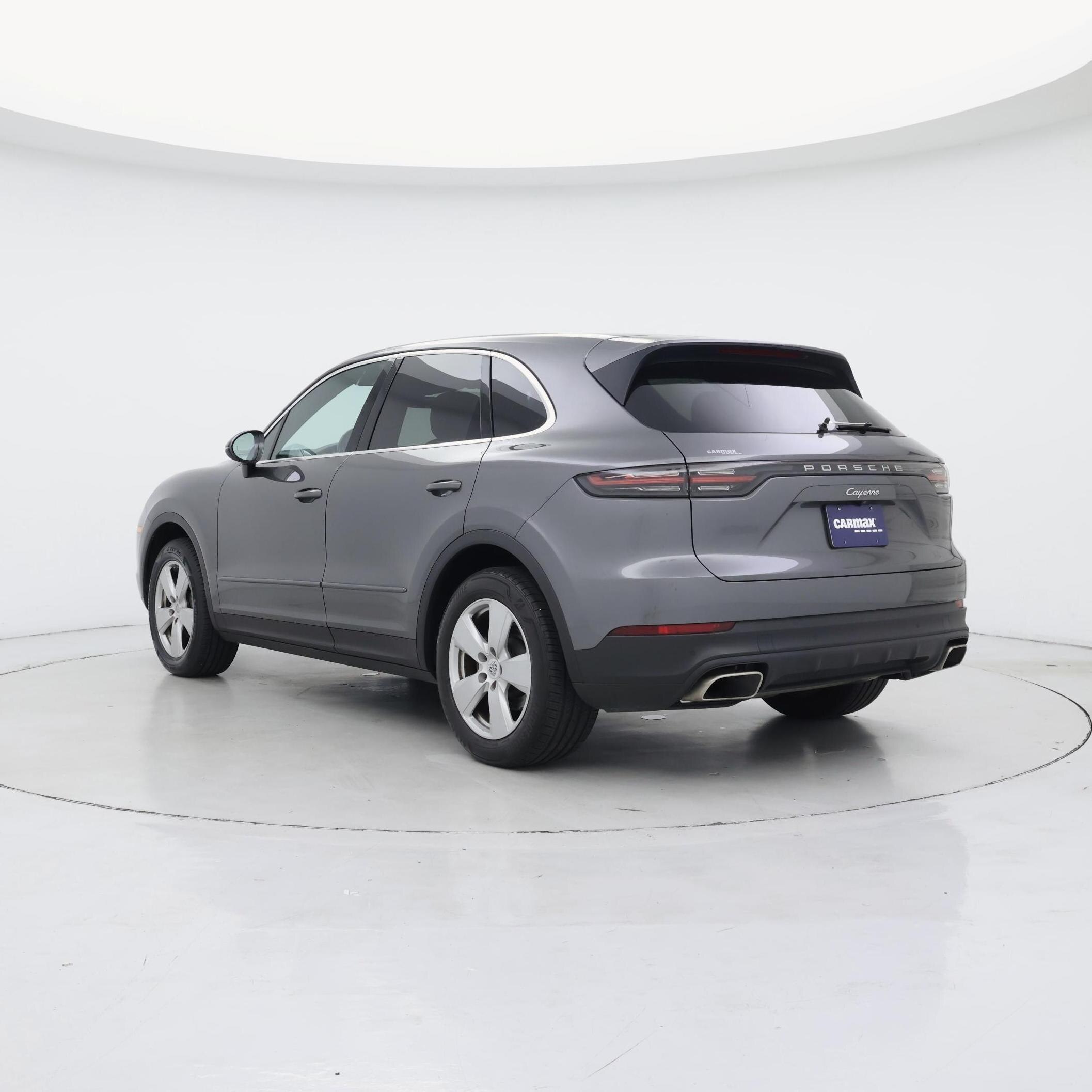 Thumbnail: 2019 Porsche Cayenne - 2