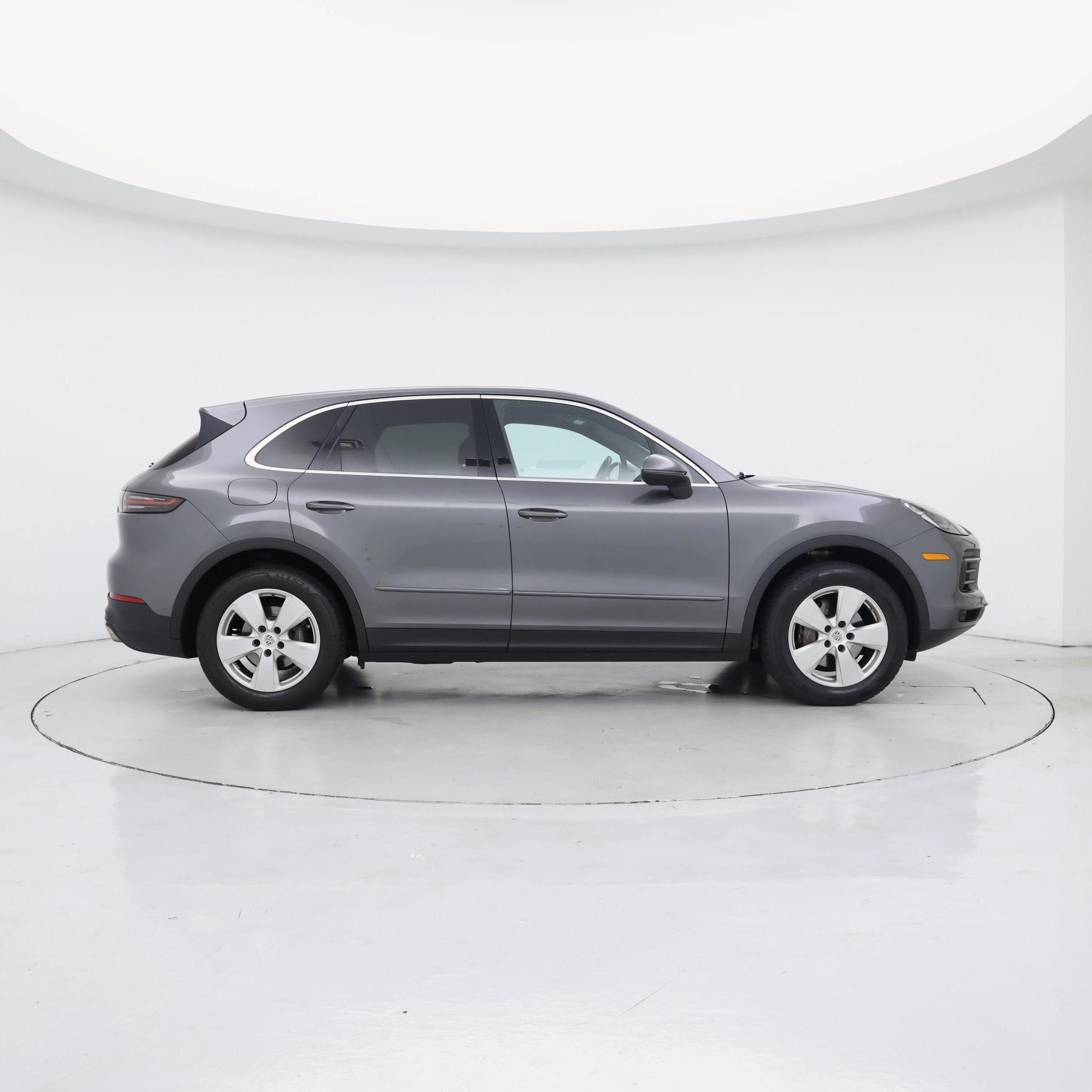 Thumbnail: 2019 Porsche Cayenne - 7