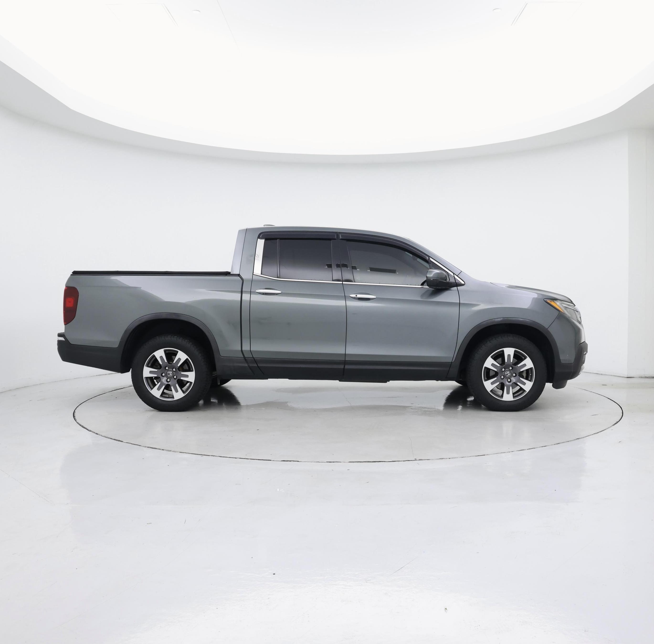 Thumbnail: 2019 Honda Ridgeline - 7