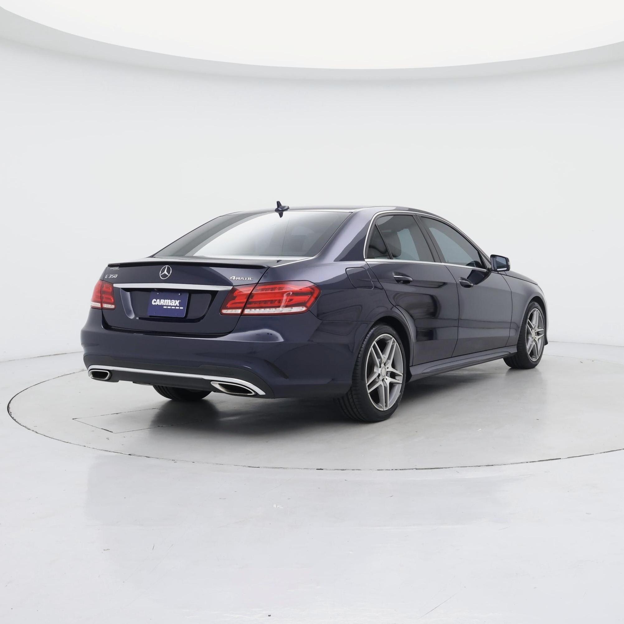 Thumbnail: 2016 Mercedes-Benz E-Class - 8