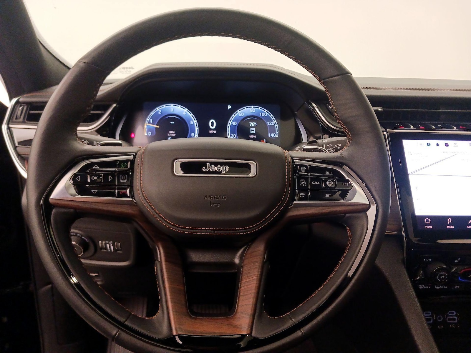 2024 Jeep Grand Cherokee L Summit - Photo 11