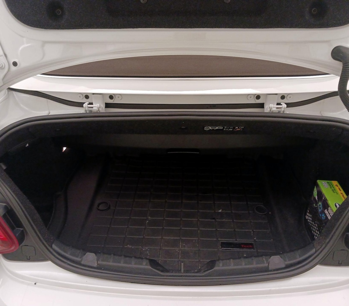 Trunk/Cargo (Seats Up)