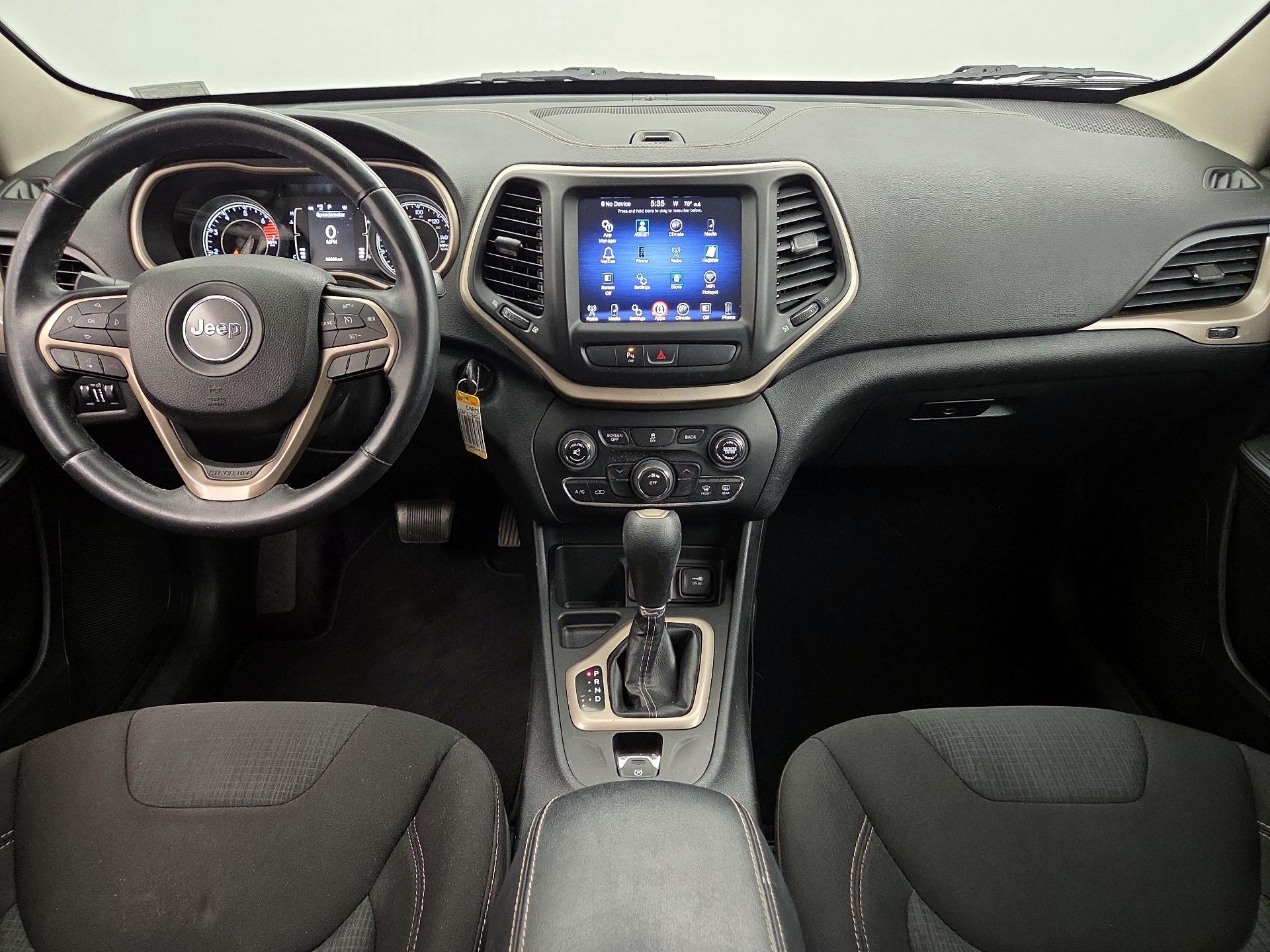 Thumbnail: 2016 Jeep Cherokee - 9