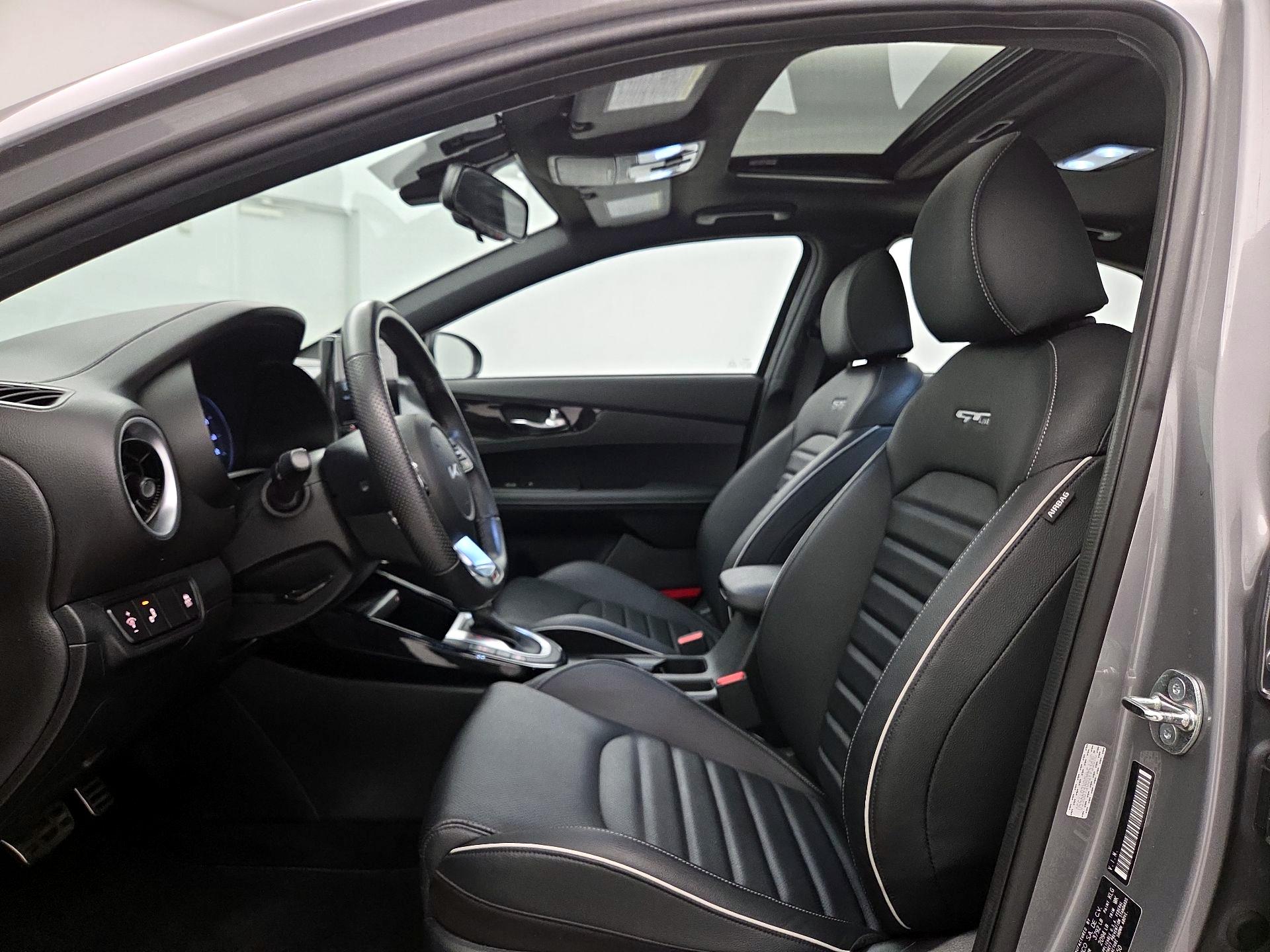 Thumbnail: 2024 Kia Forte - 11