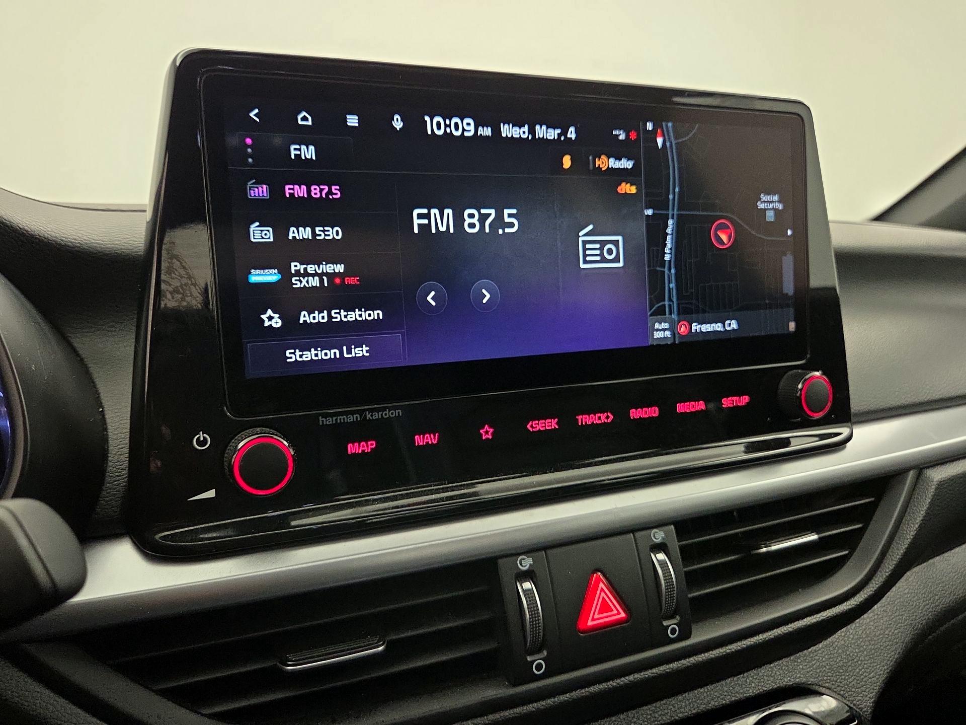 Thumbnail: 2024 Kia Forte - 16