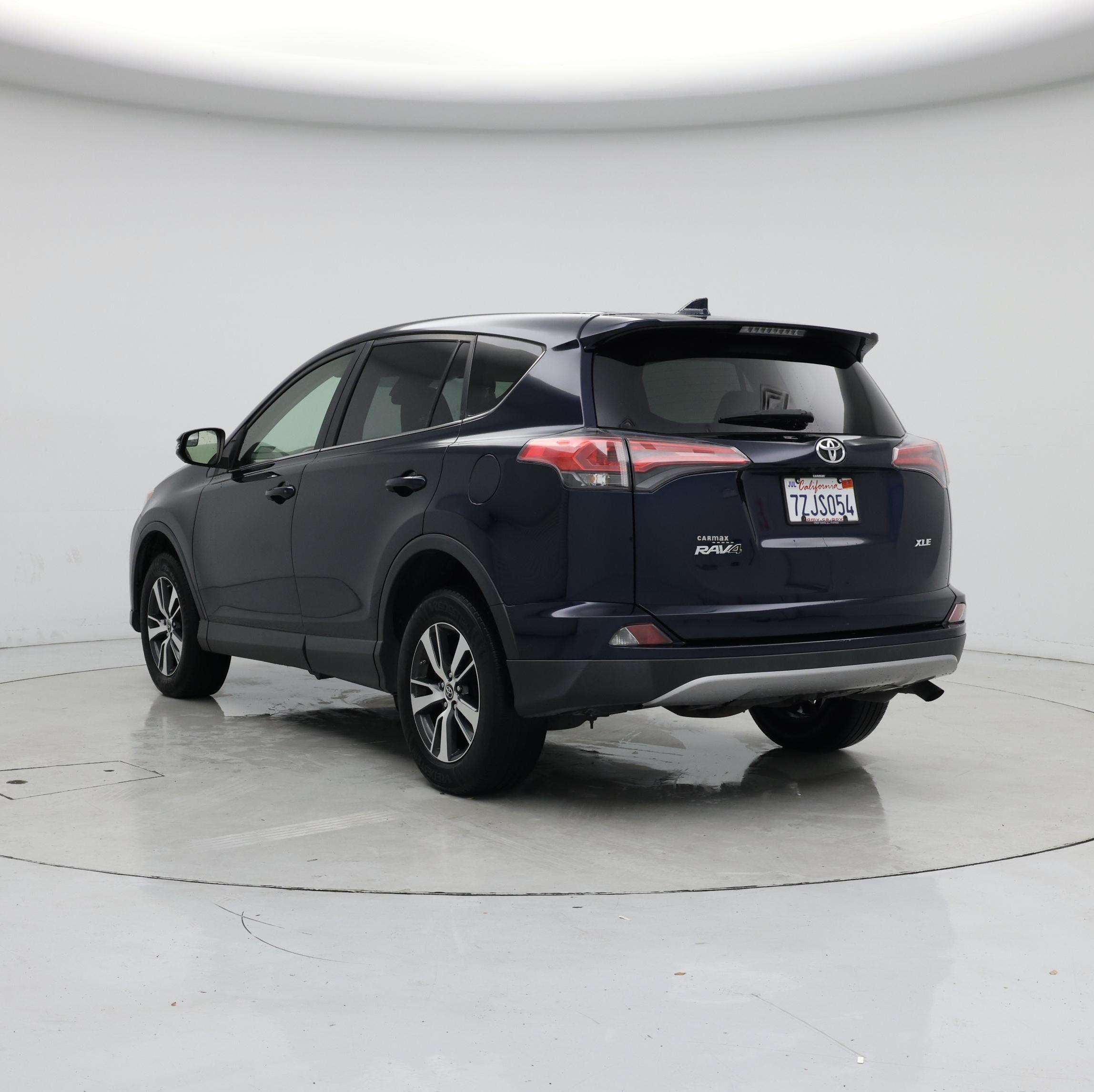 Thumbnail: 2017 Toyota RAV4 - 2