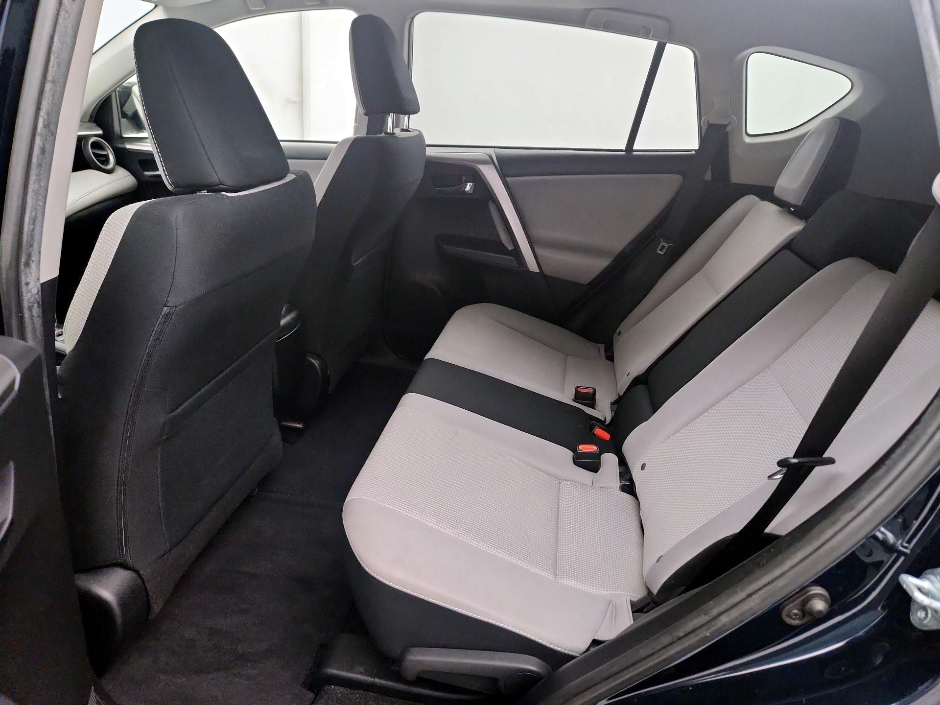 Thumbnail: 2017 Toyota RAV4 - 19