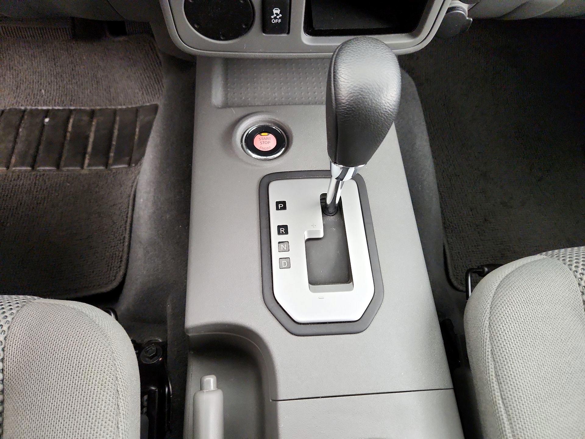 Thumbnail: 2021 Nissan Frontier - 17