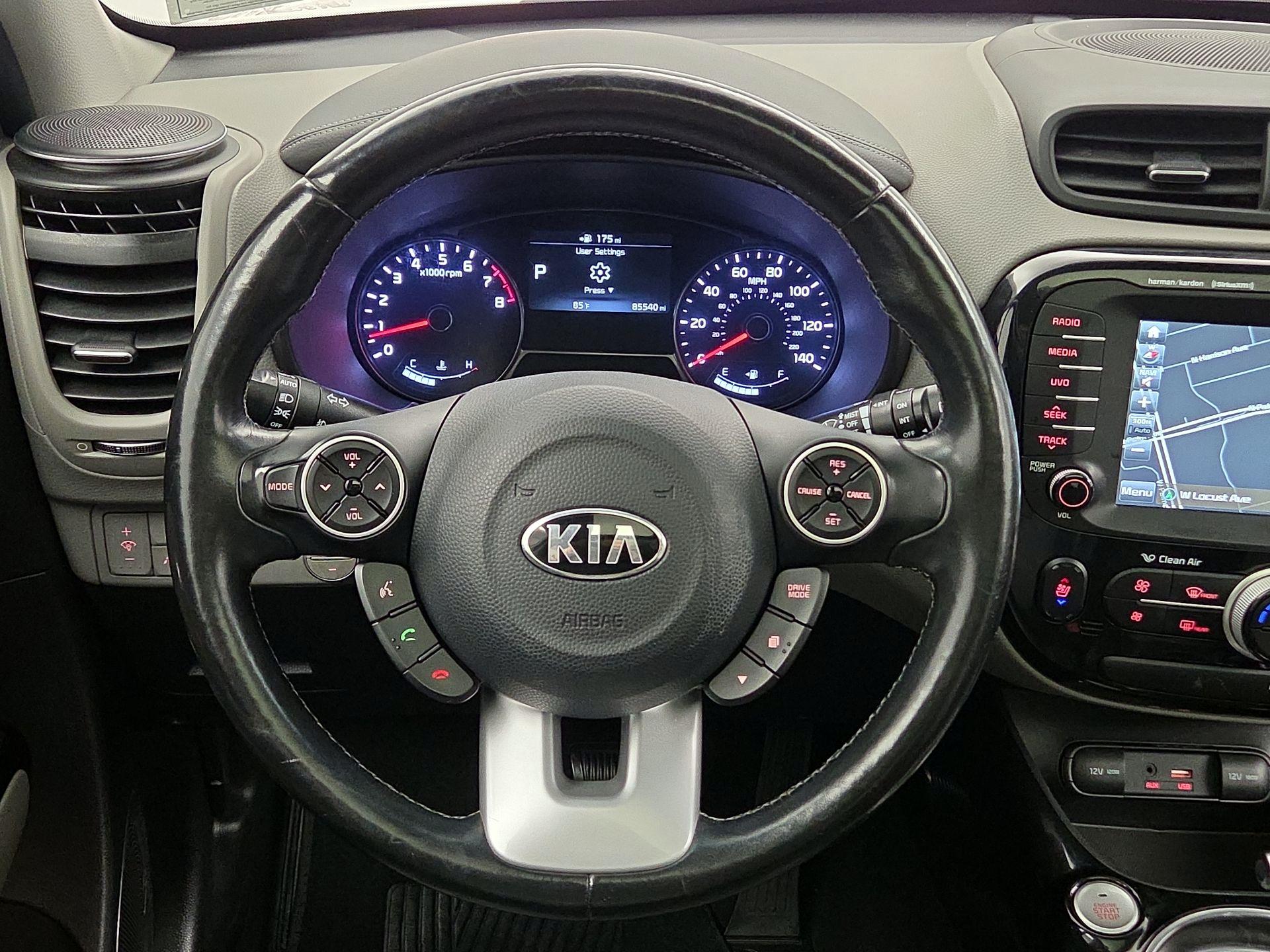 Thumbnail: 2017 Kia Soul - 10