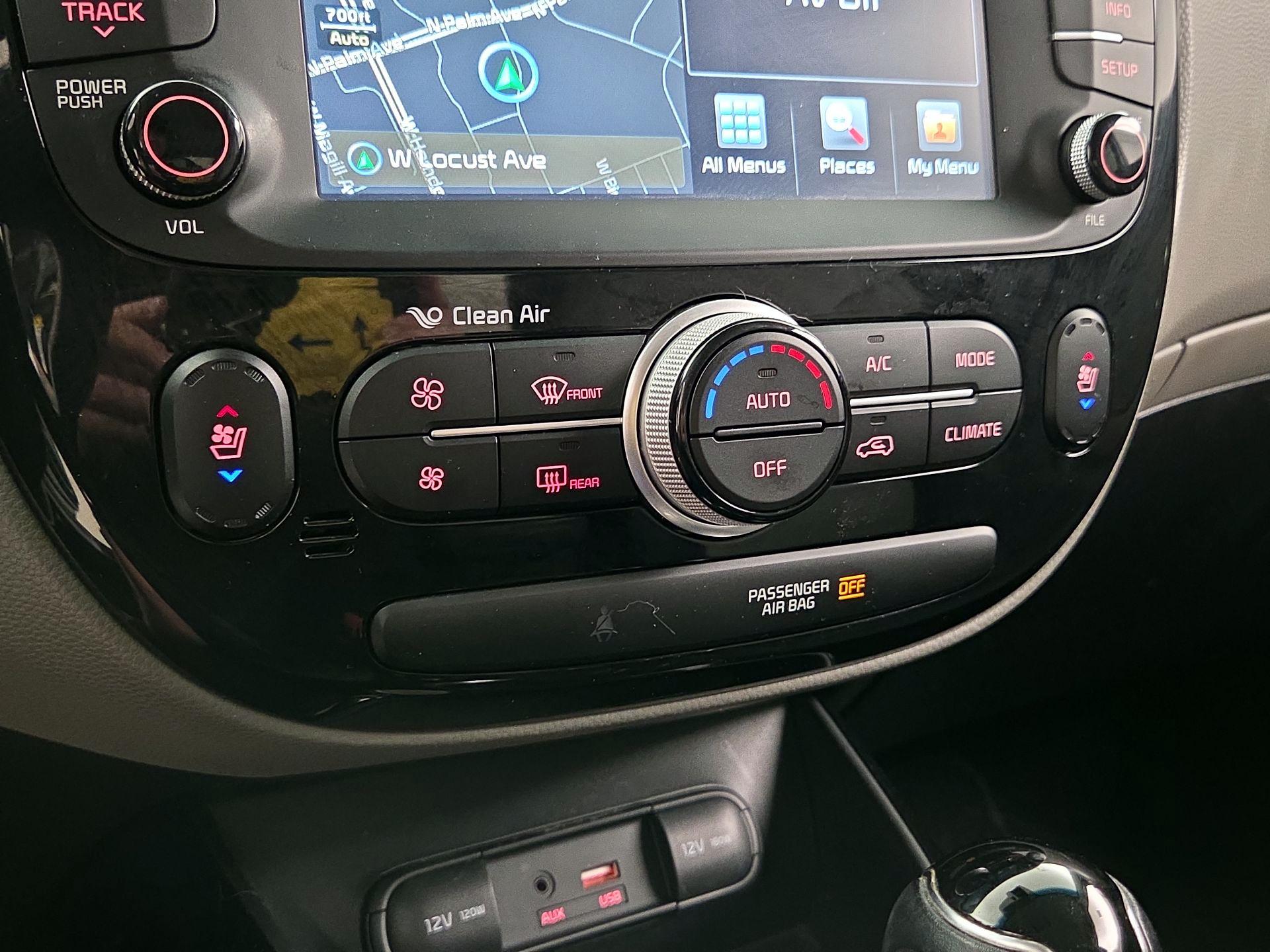 Thumbnail: 2017 Kia Soul - 17