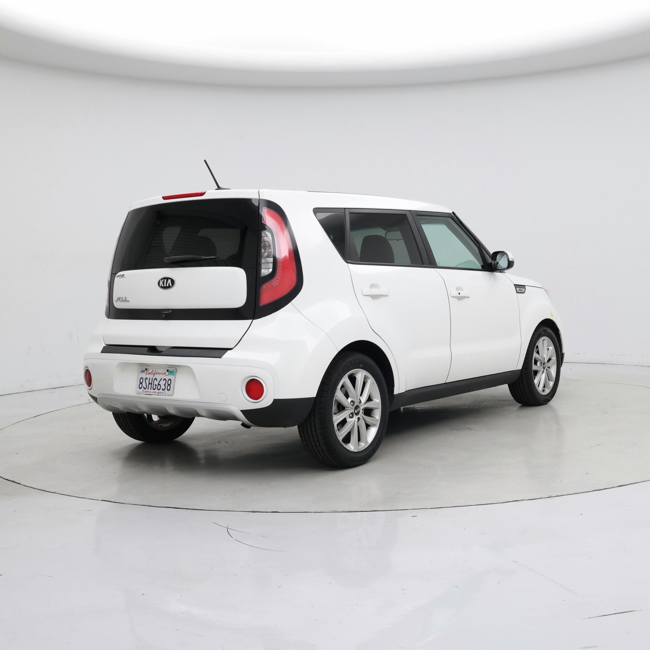 Thumbnail: 2017 Kia Soul - 8