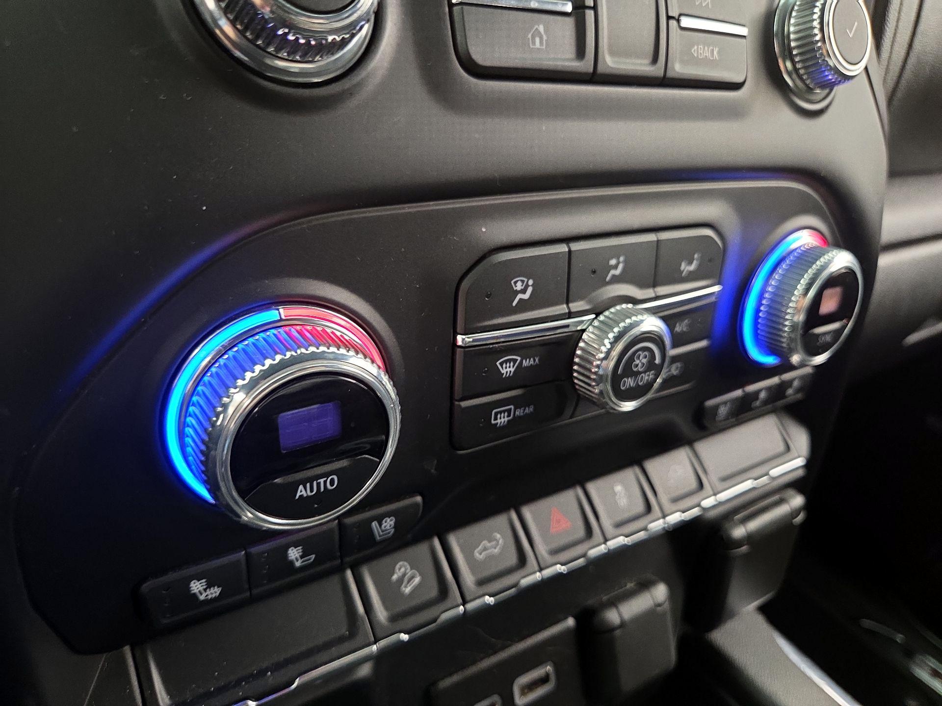 Thumbnail: 2022 GMC Sierra 1500 - 16