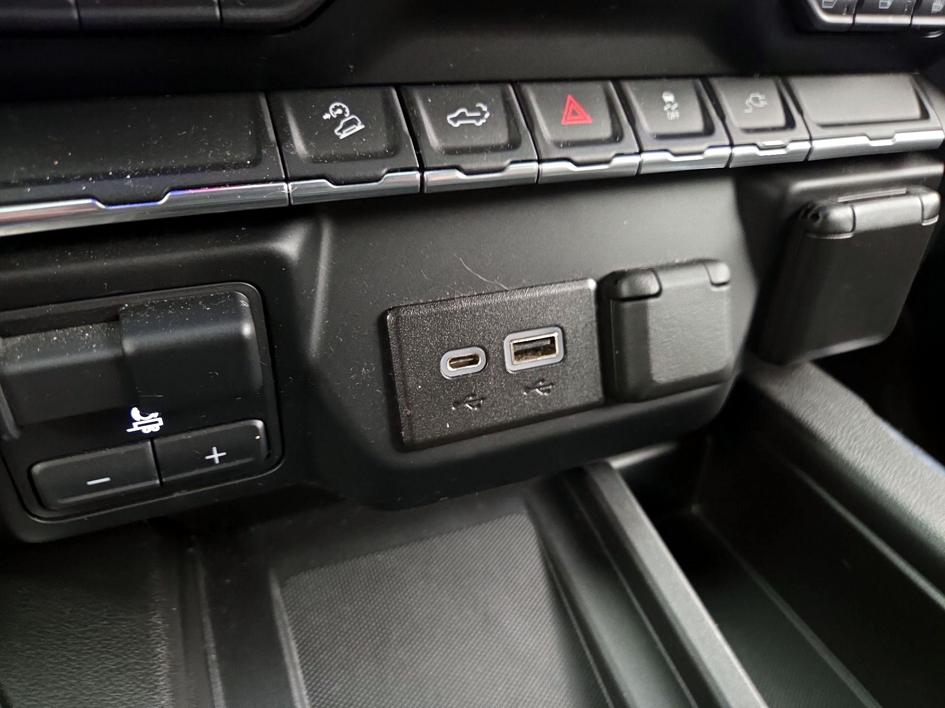 Thumbnail: 2022 GMC Sierra 1500 - 18