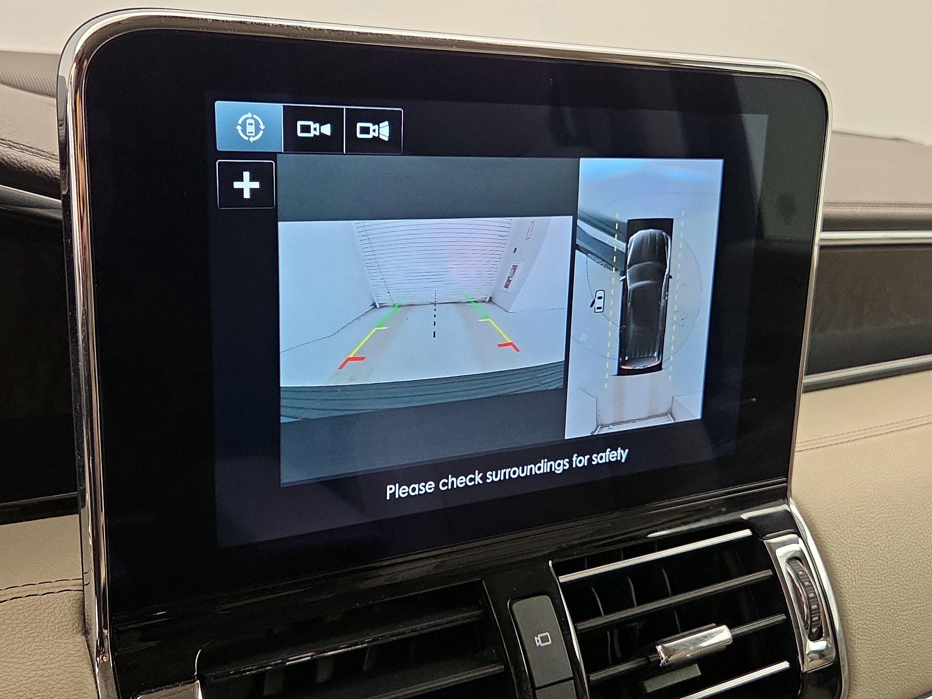 Thumbnail: 2018 Lincoln Navigator - 15