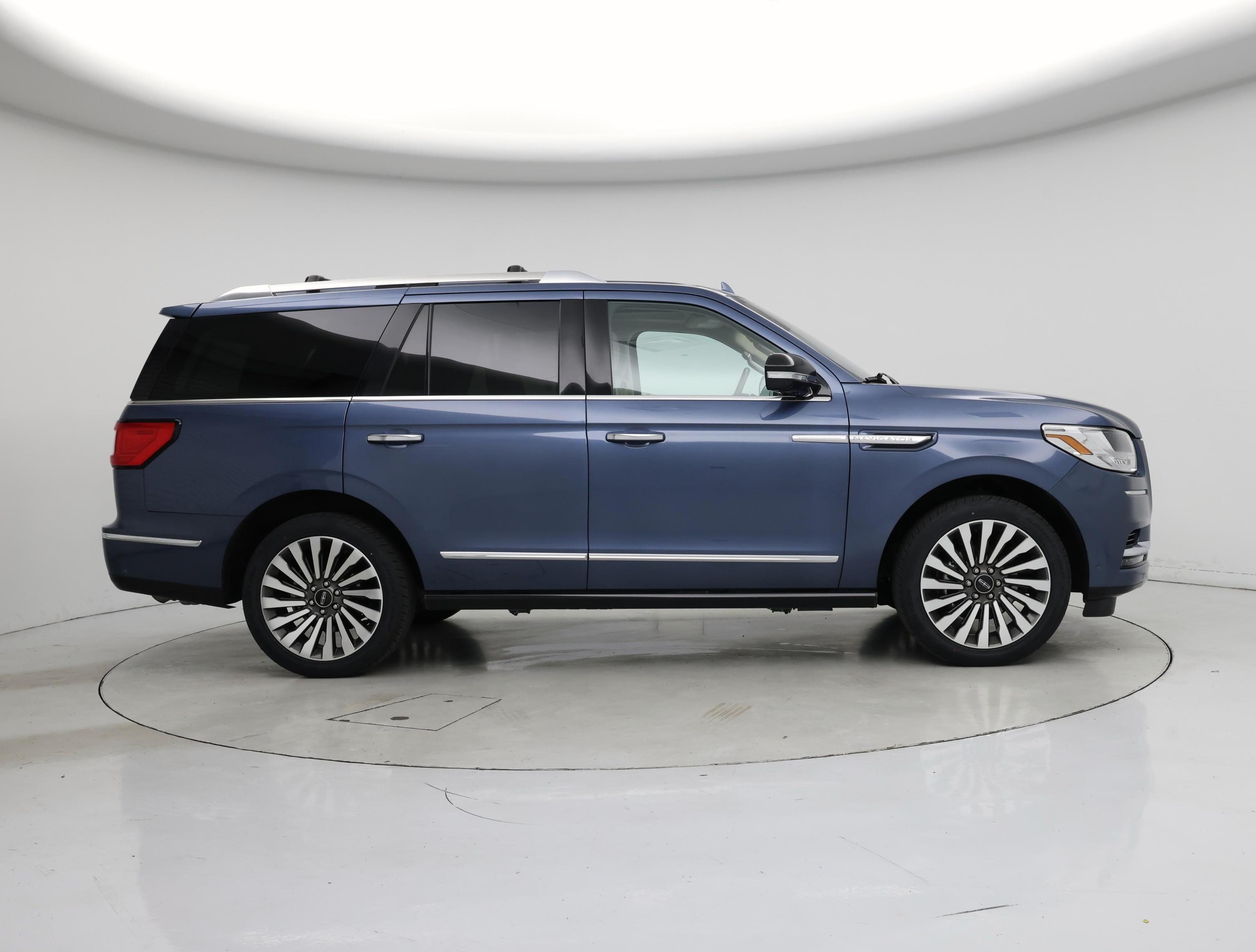 Thumbnail: 2018 Lincoln Navigator - 7