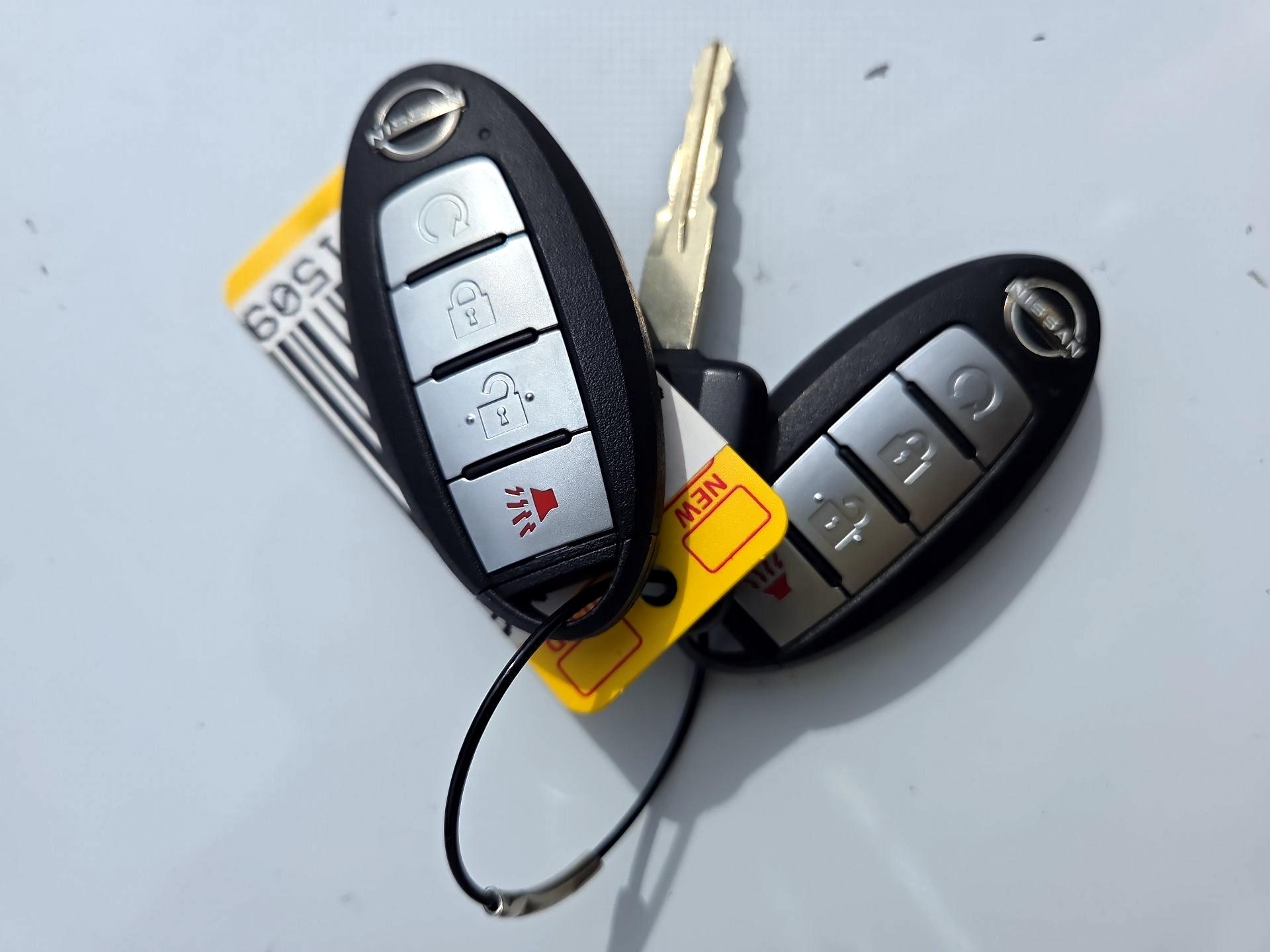 Thumbnail: 2022 Nissan Frontier - 20