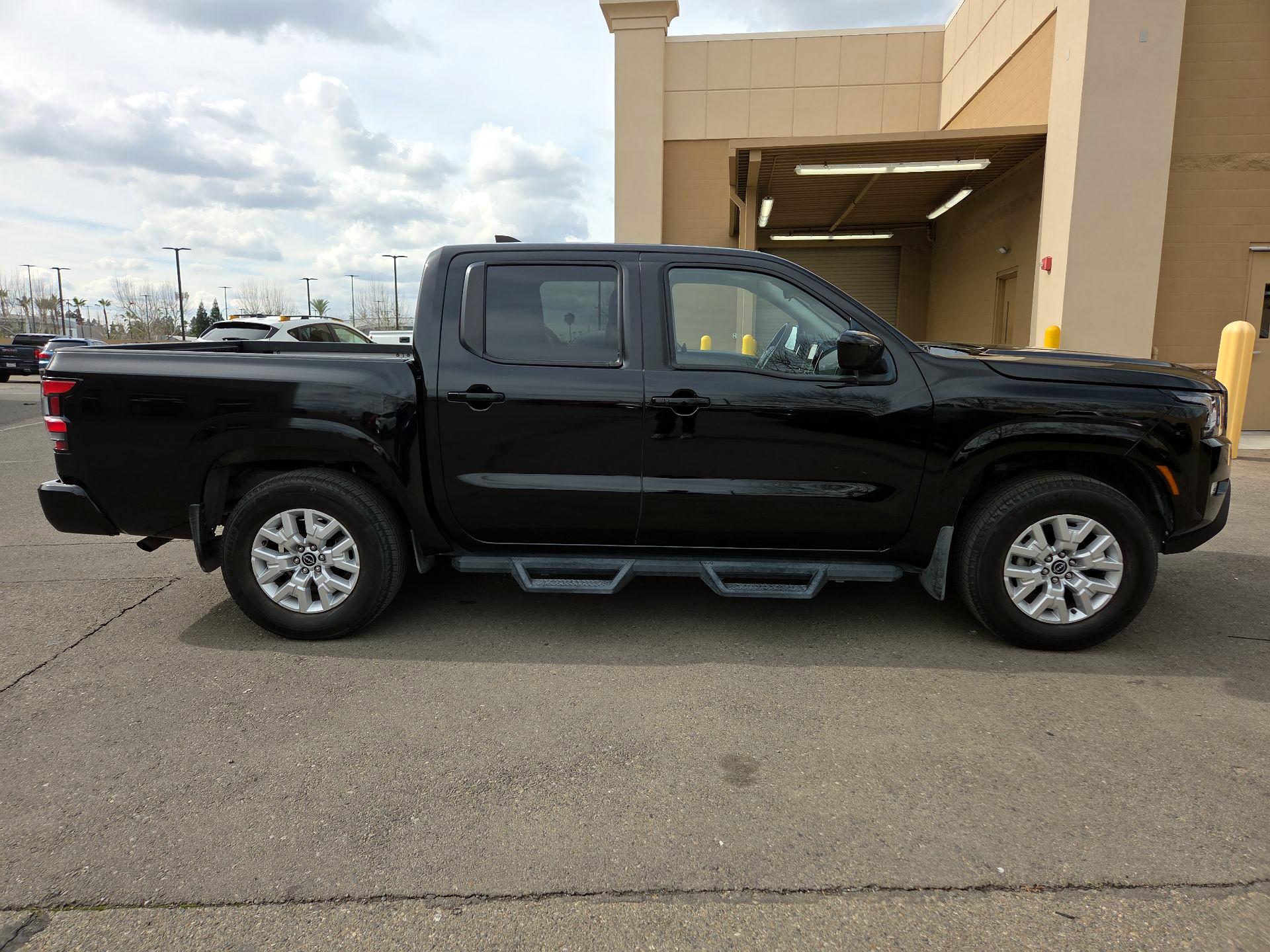 Thumbnail: 2022 Nissan Frontier - 4