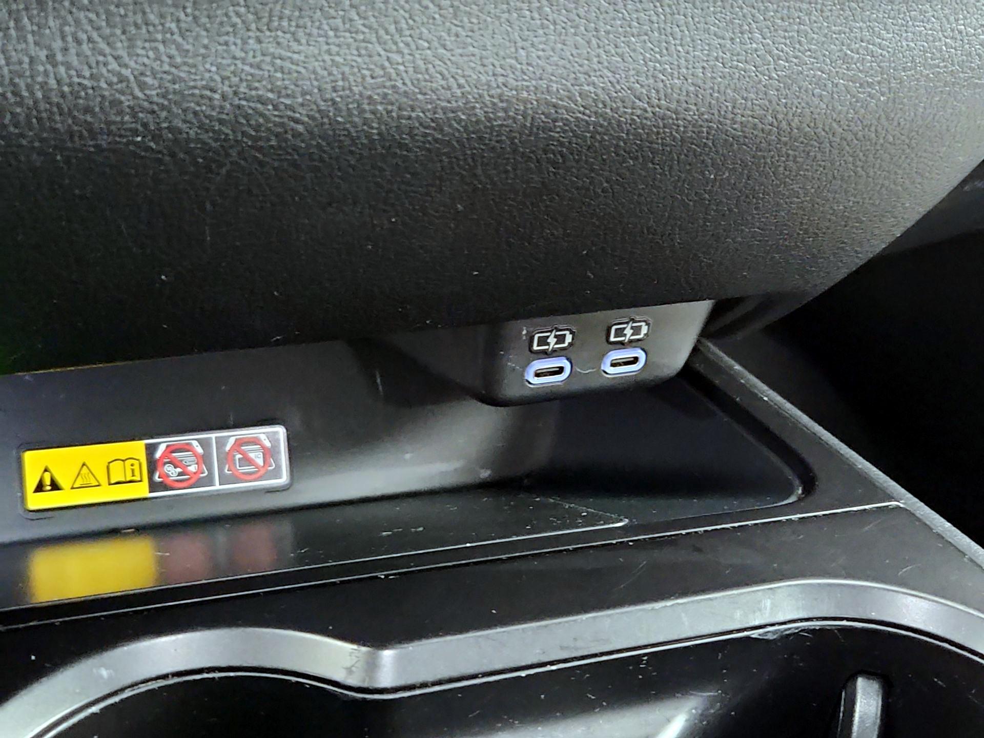 Thumbnail: 2024 Lexus UX - 18