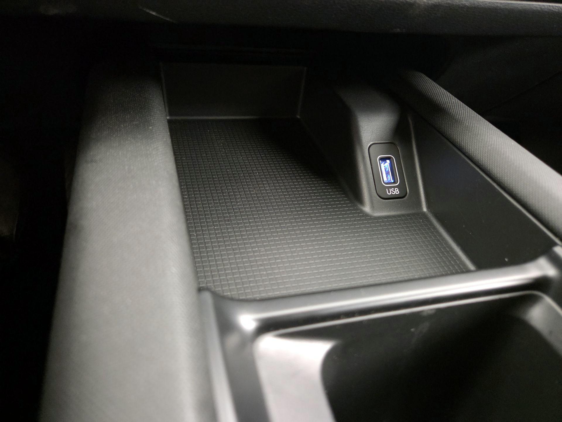 Thumbnail: 2025 Hyundai Ioniq 6 - 18