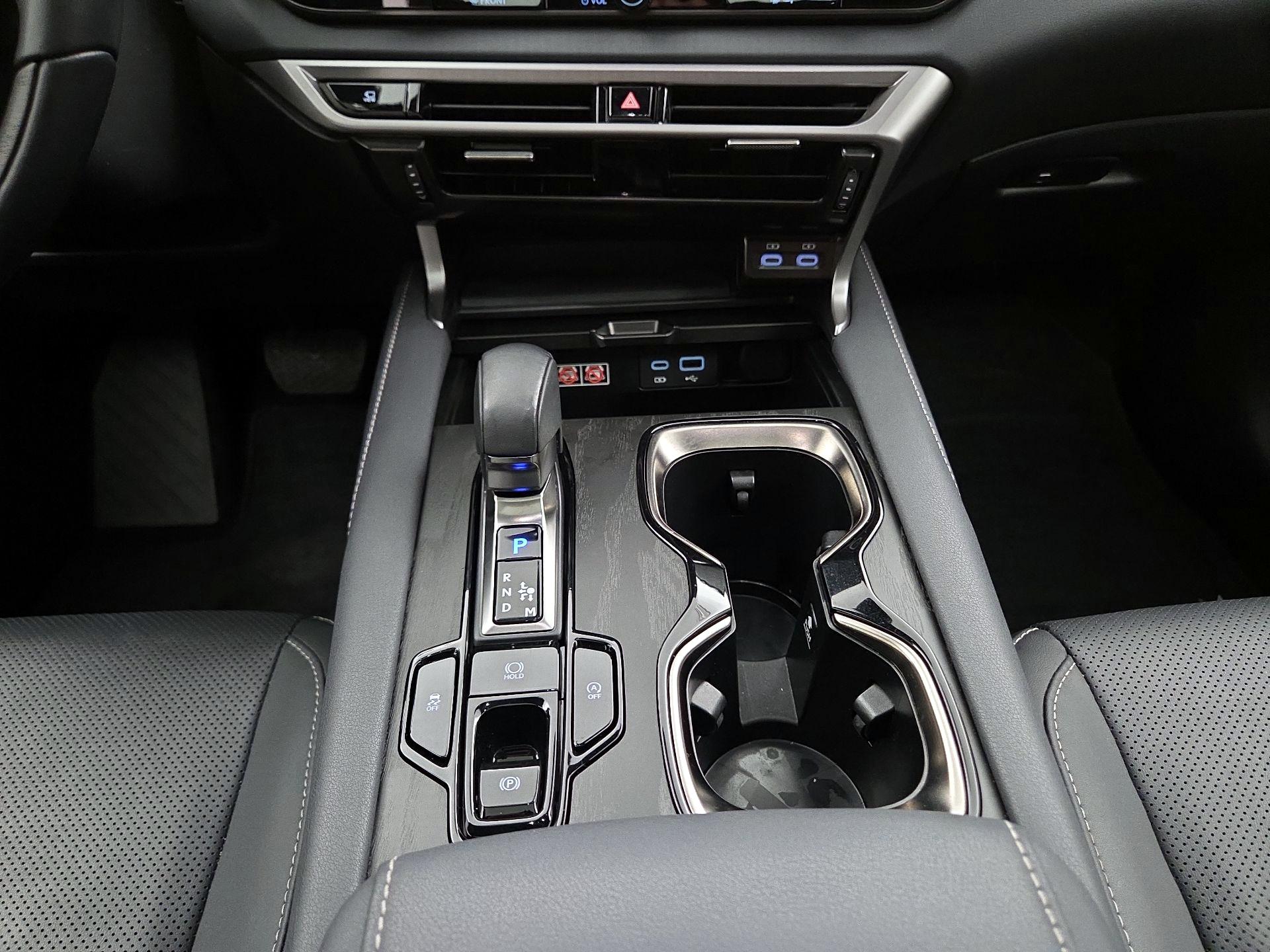 Thumbnail: 2024 Lexus RX - 15