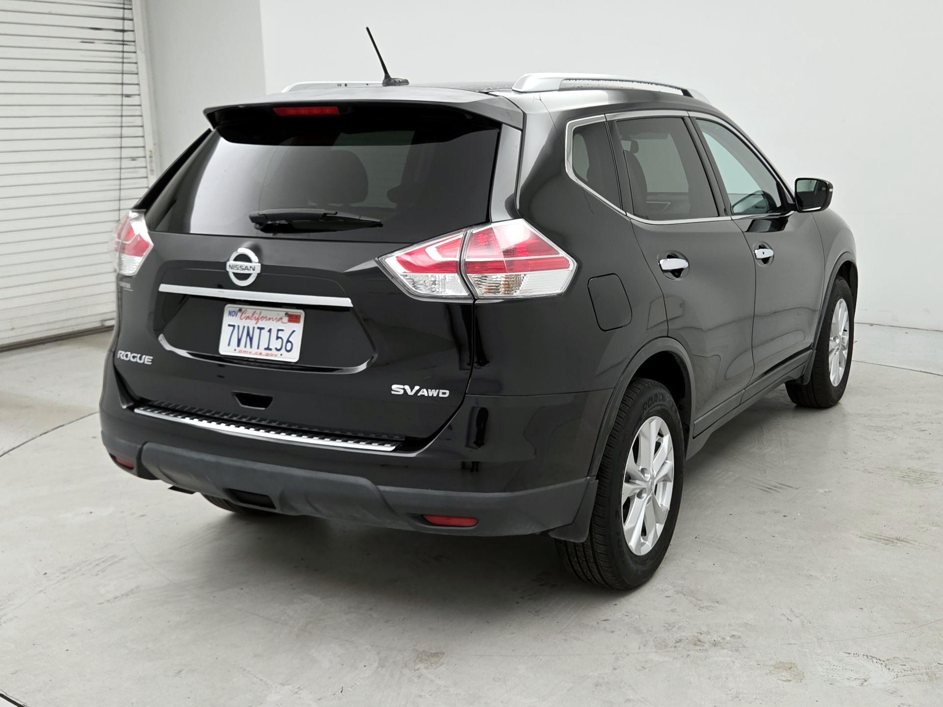 Thumbnail: 2016 Nissan Rogue - 5