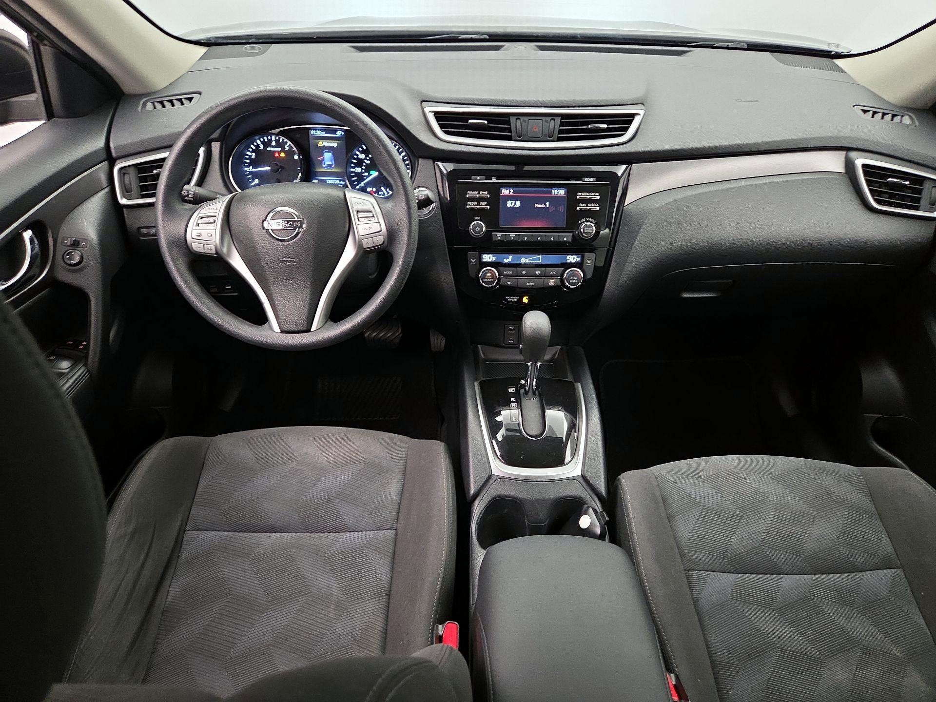 Thumbnail: 2016 Nissan Rogue - 8