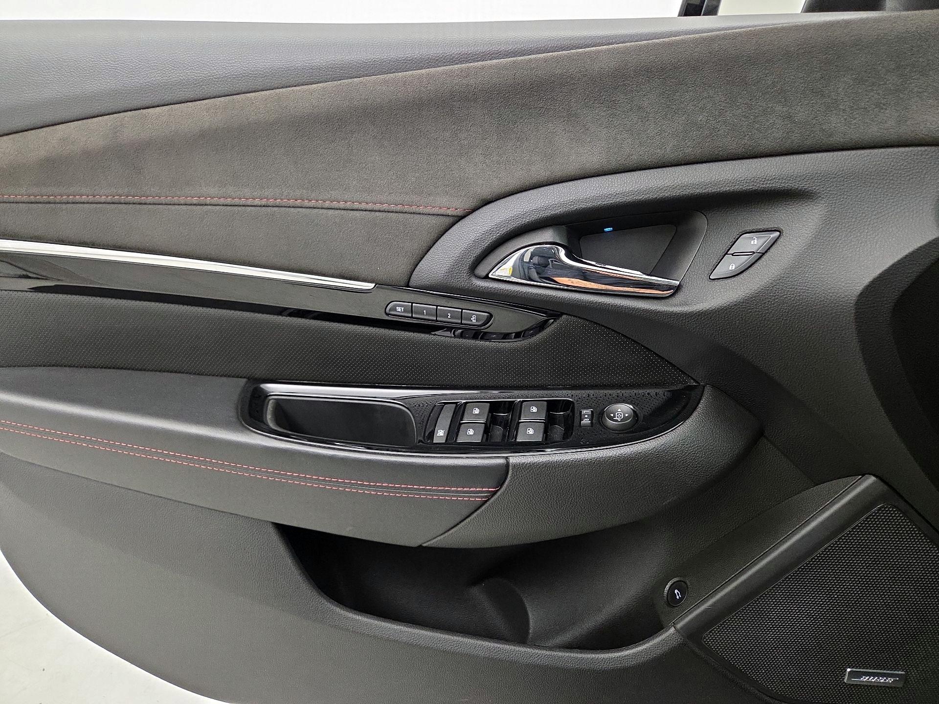 Thumbnail: 2016 Chevrolet  - 12