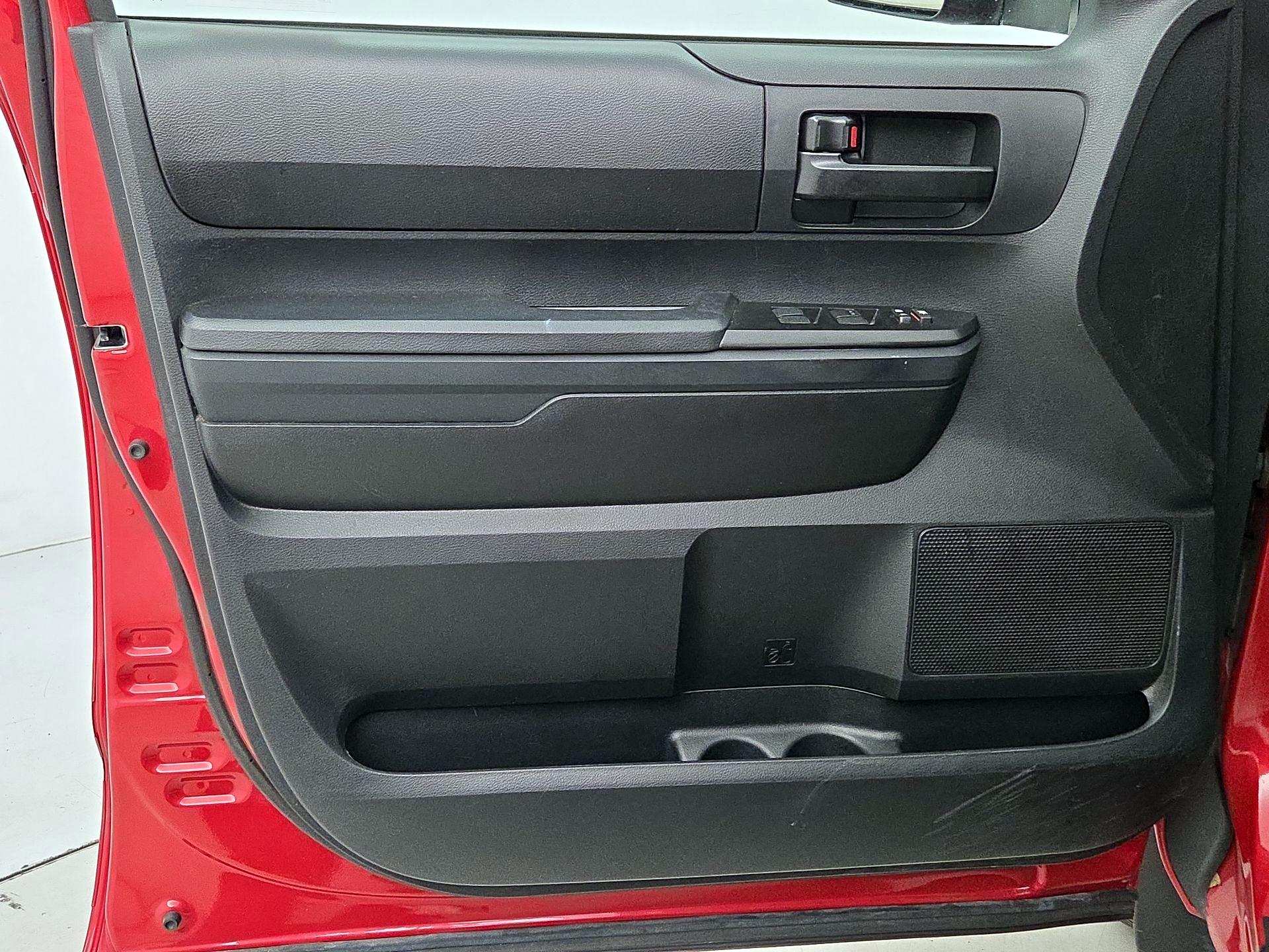 Thumbnail: 2019 Toyota Tundra - 12