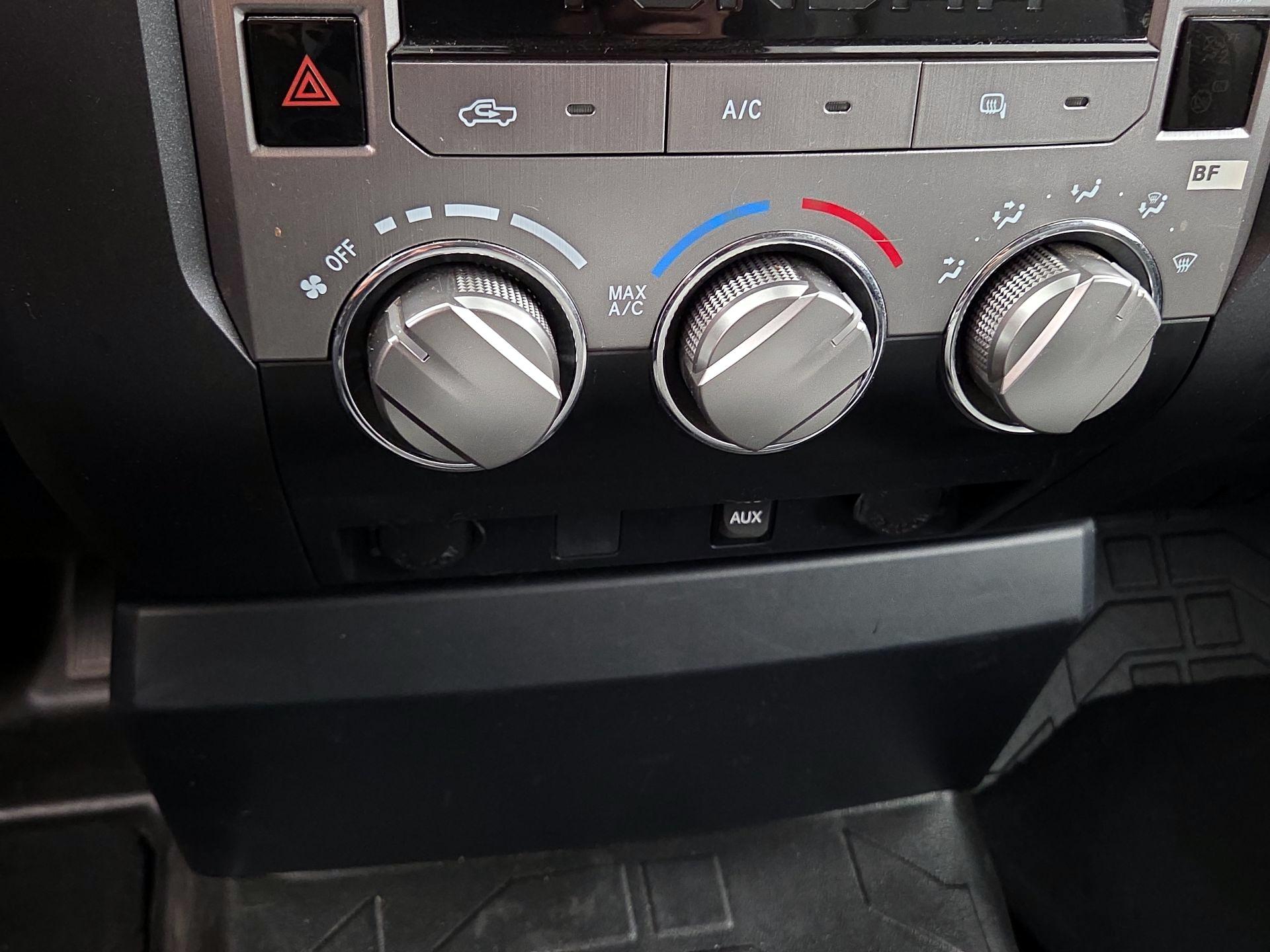 Thumbnail: 2019 Toyota Tundra - 16