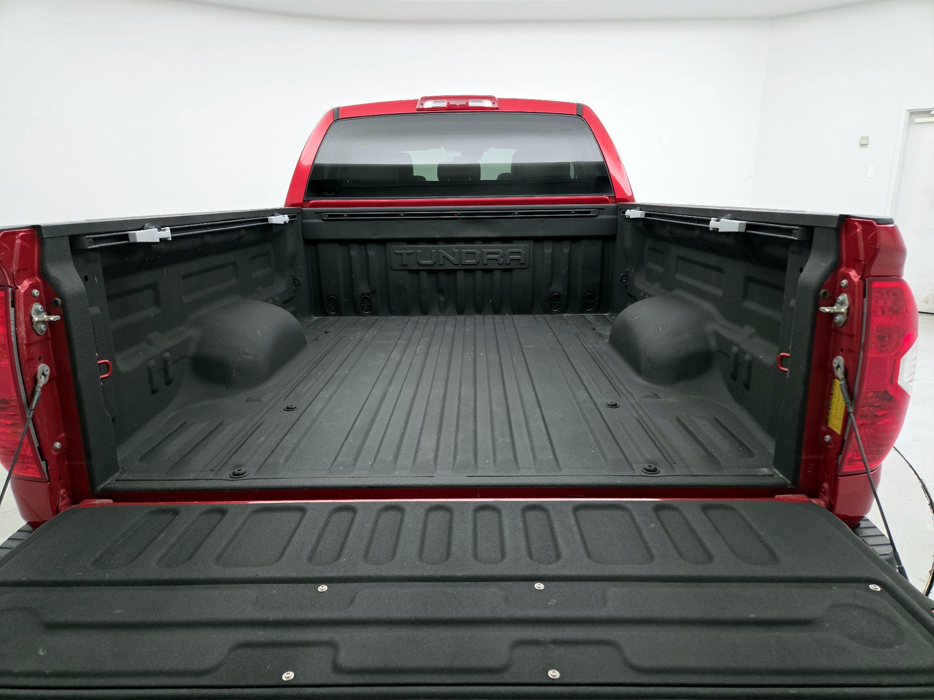 Thumbnail: 2019 Toyota Tundra - 19