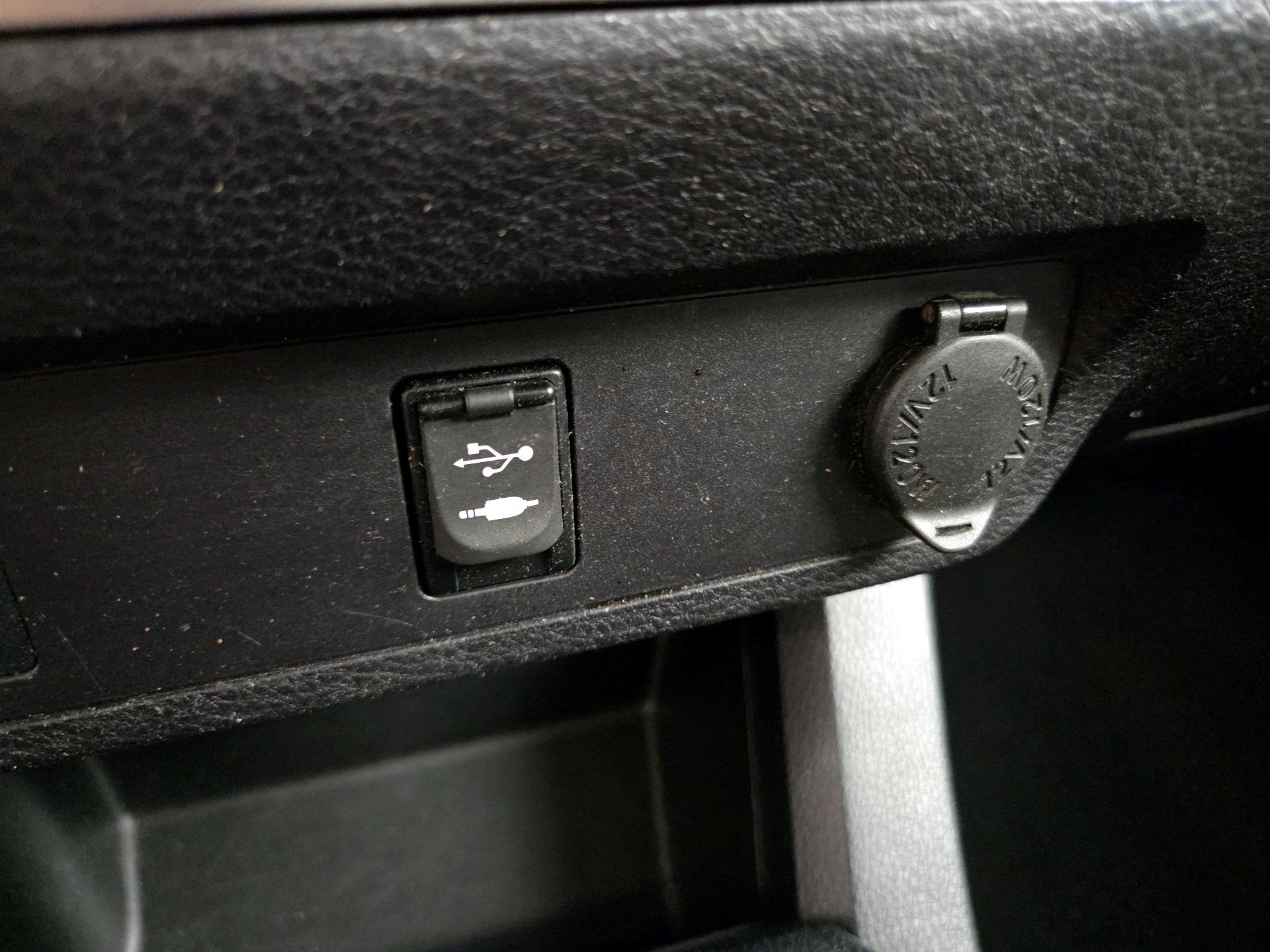 Thumbnail: 2017 Toyota Tacoma - 17