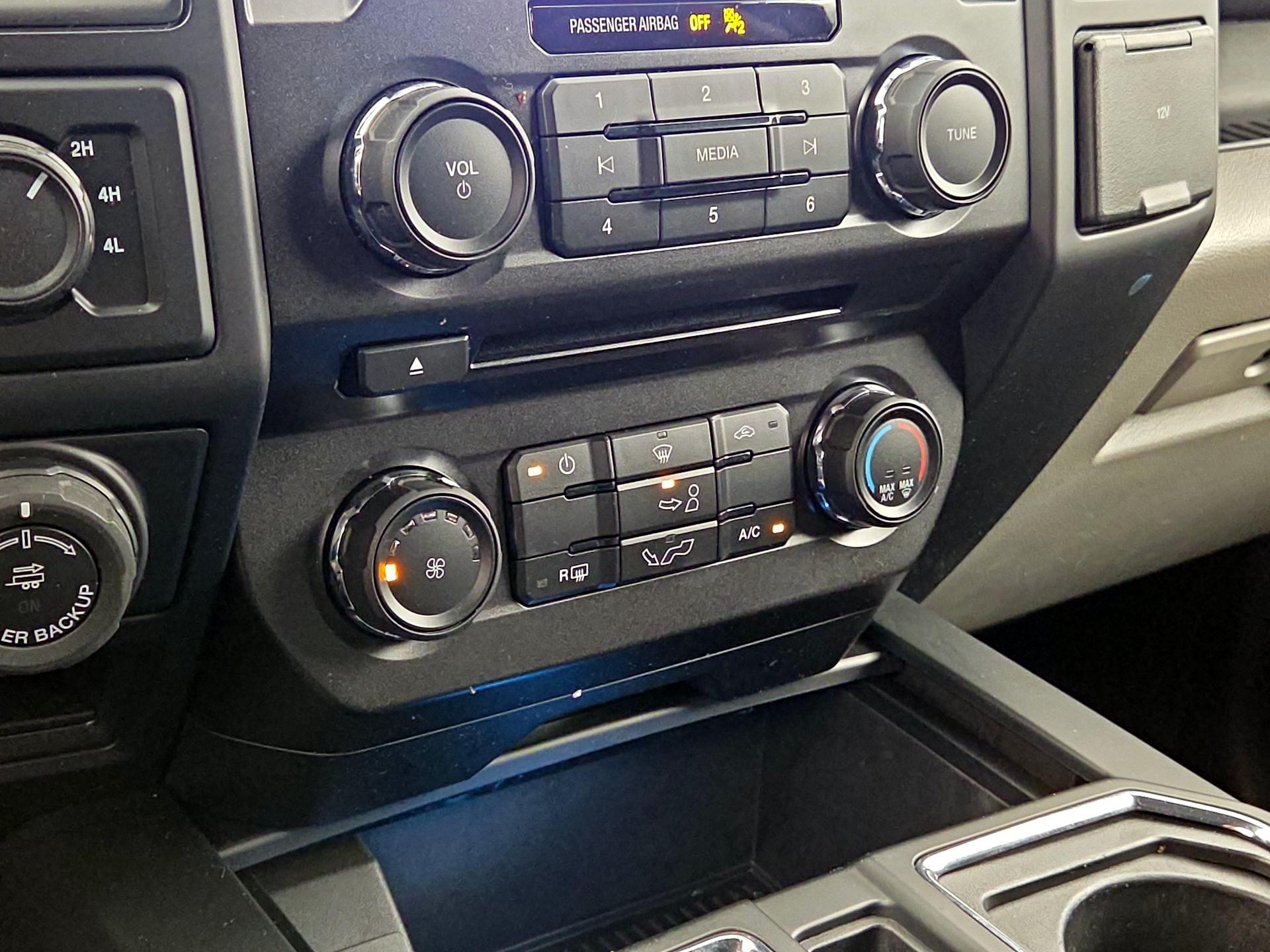 Thumbnail: 2018 Ford F-150 - 16