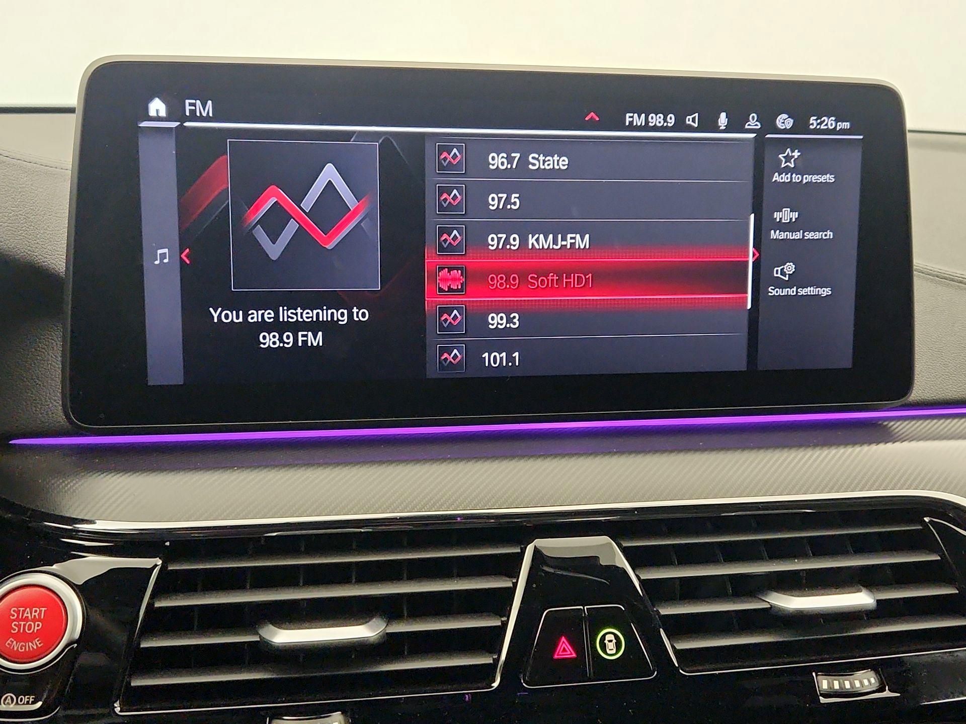 Thumbnail: 2021 BMW M5 - 16