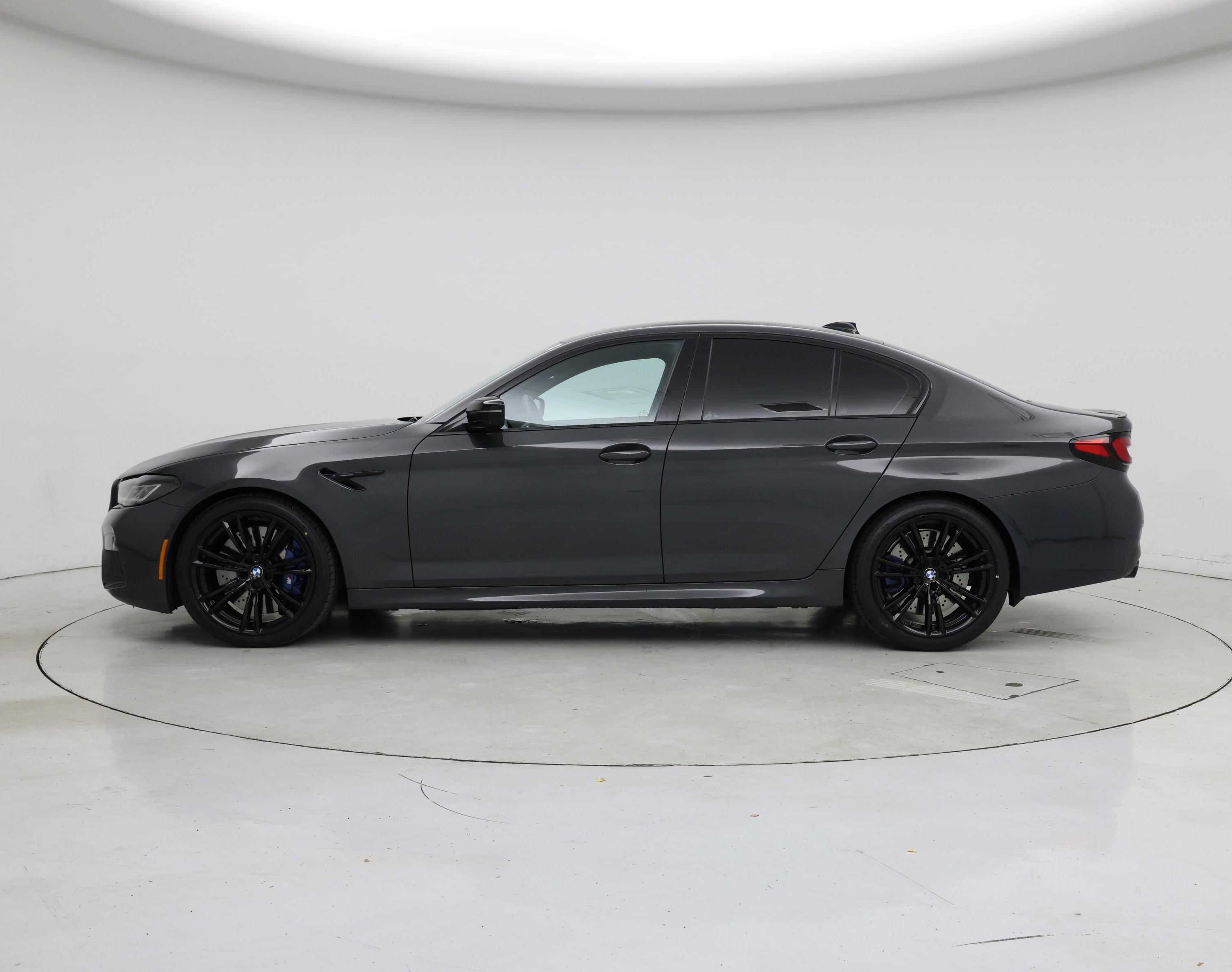 Thumbnail: 2021 BMW M5 - 3