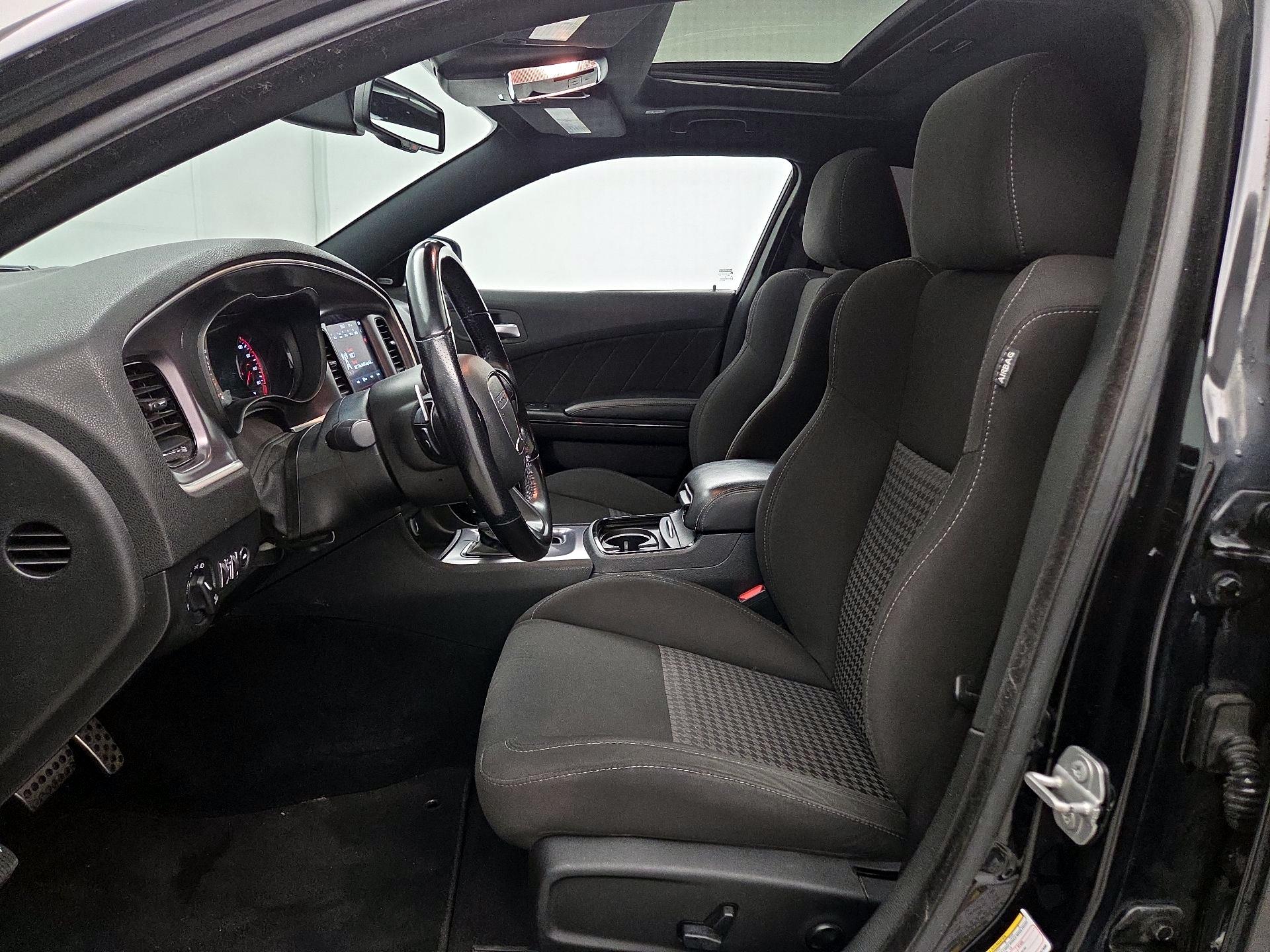 Thumbnail: 2020 Dodge Charger - 11