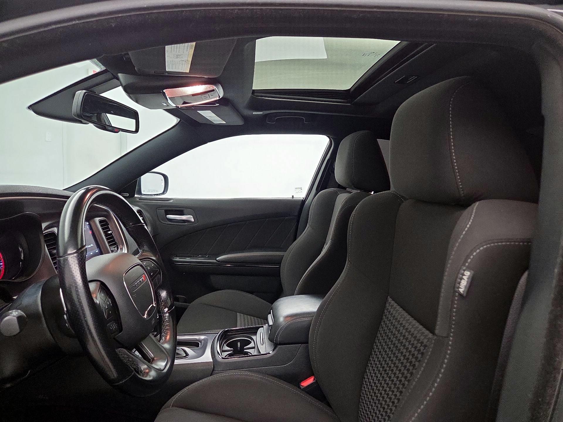 Thumbnail: 2020 Dodge Charger - 19