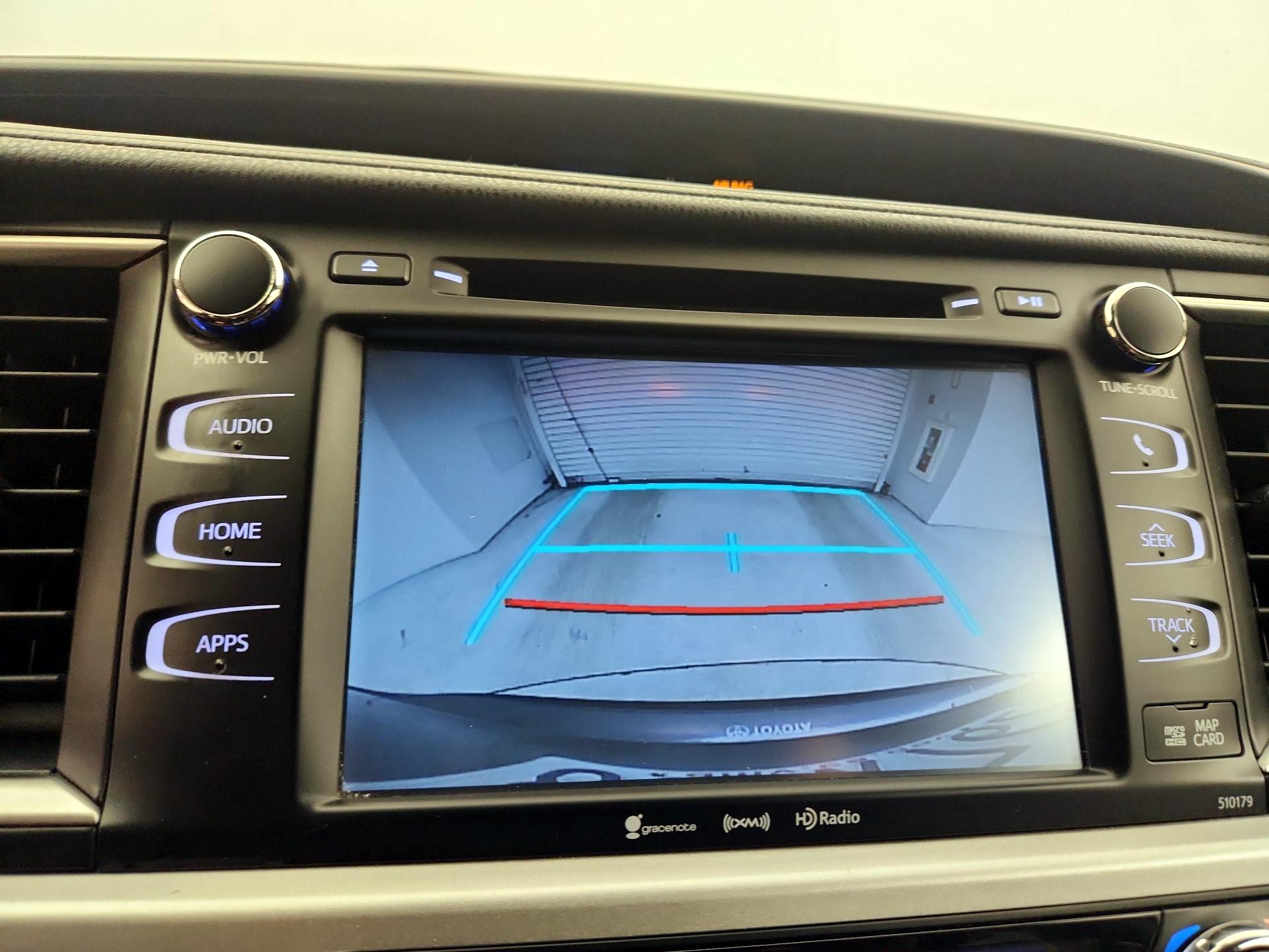 Thumbnail: 2018 Toyota Highlander - 14