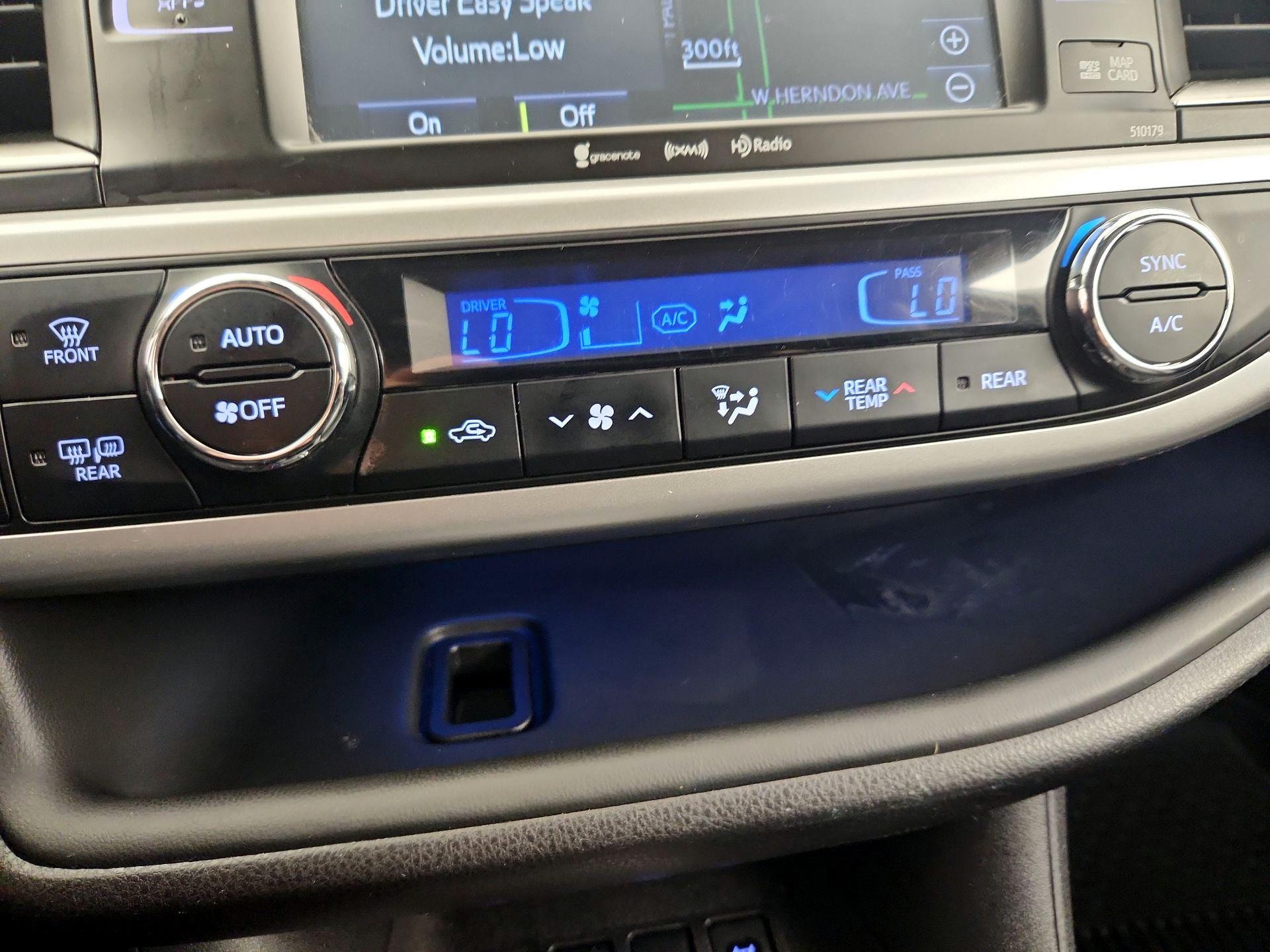 Thumbnail: 2018 Toyota Highlander - 16