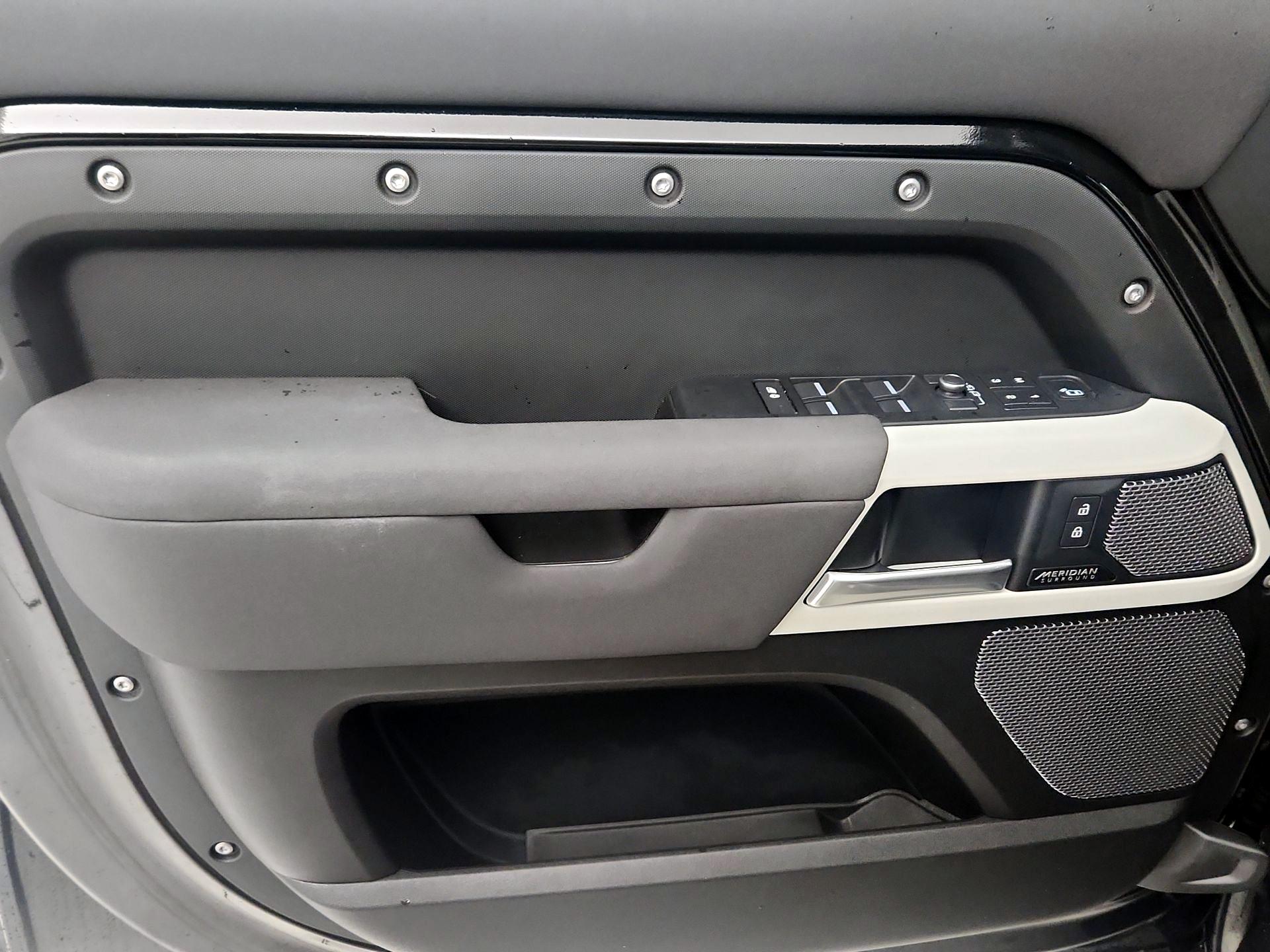 Thumbnail: 2023 Land Rover Defender - 12