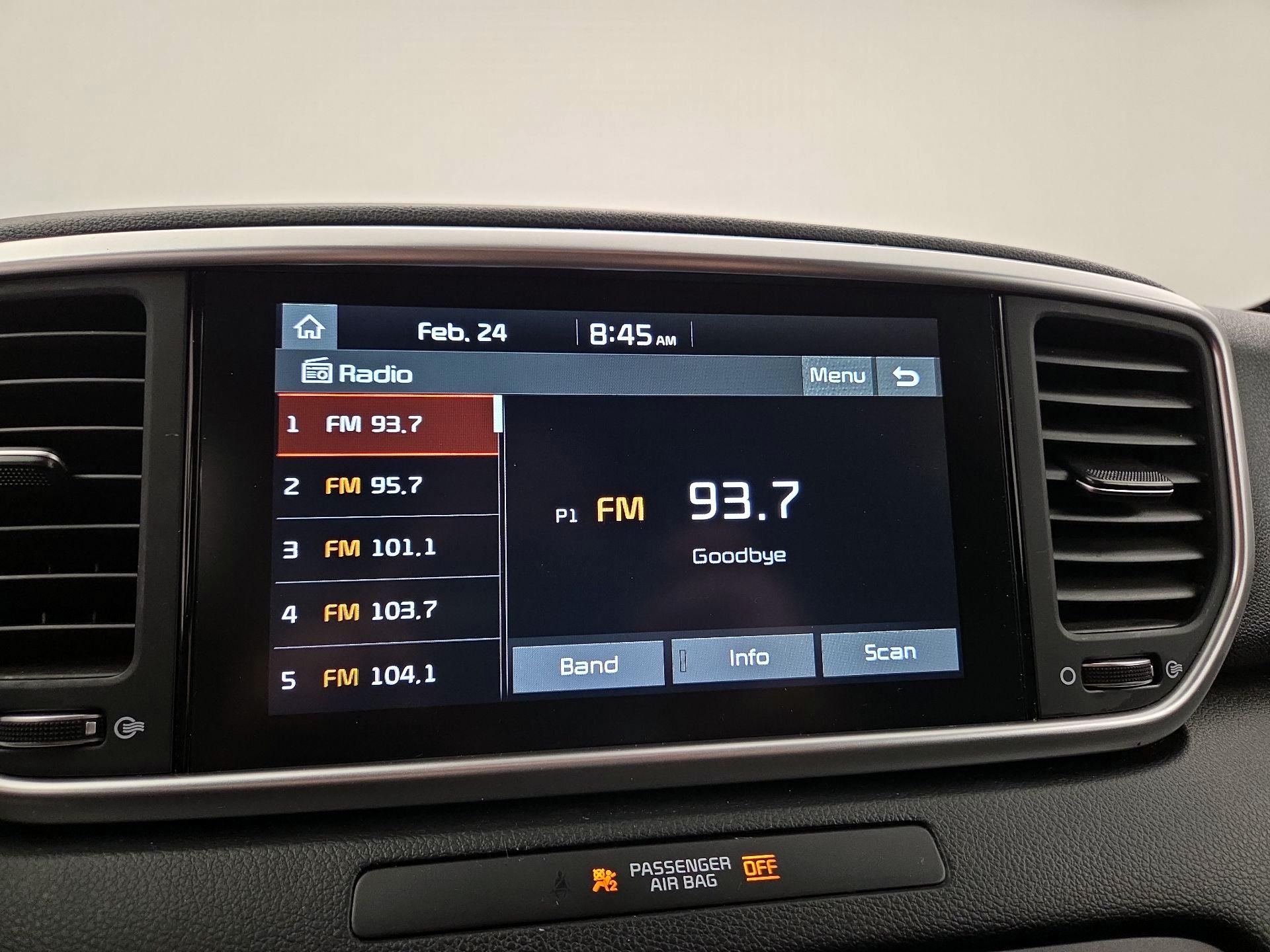 Thumbnail: 2022 Kia Sportage - 15