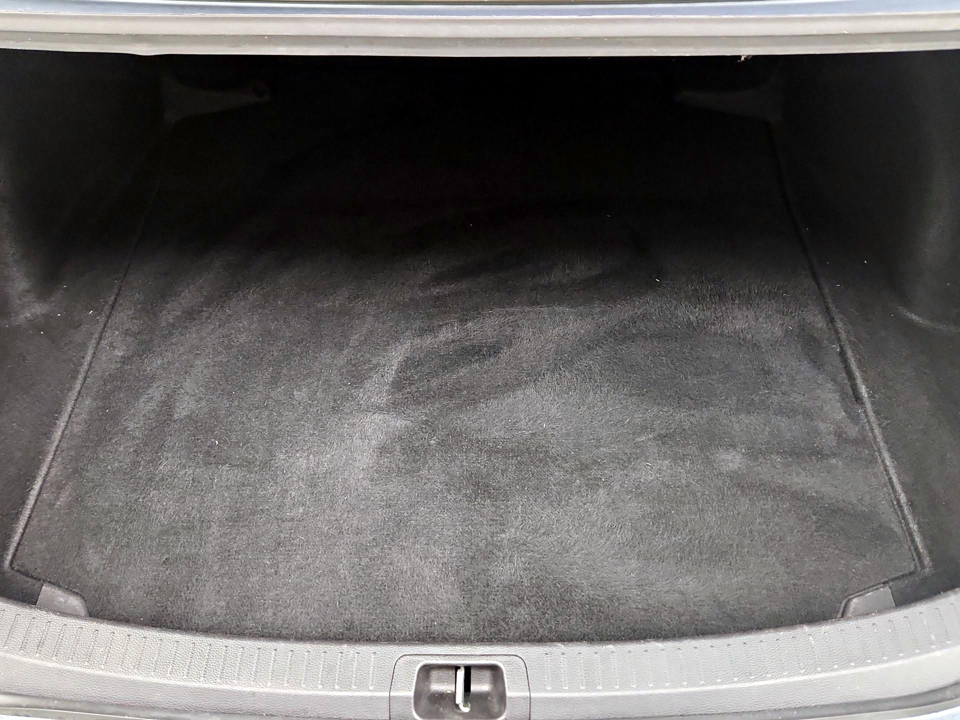 Thumbnail: 2023 Toyota Corolla - 19